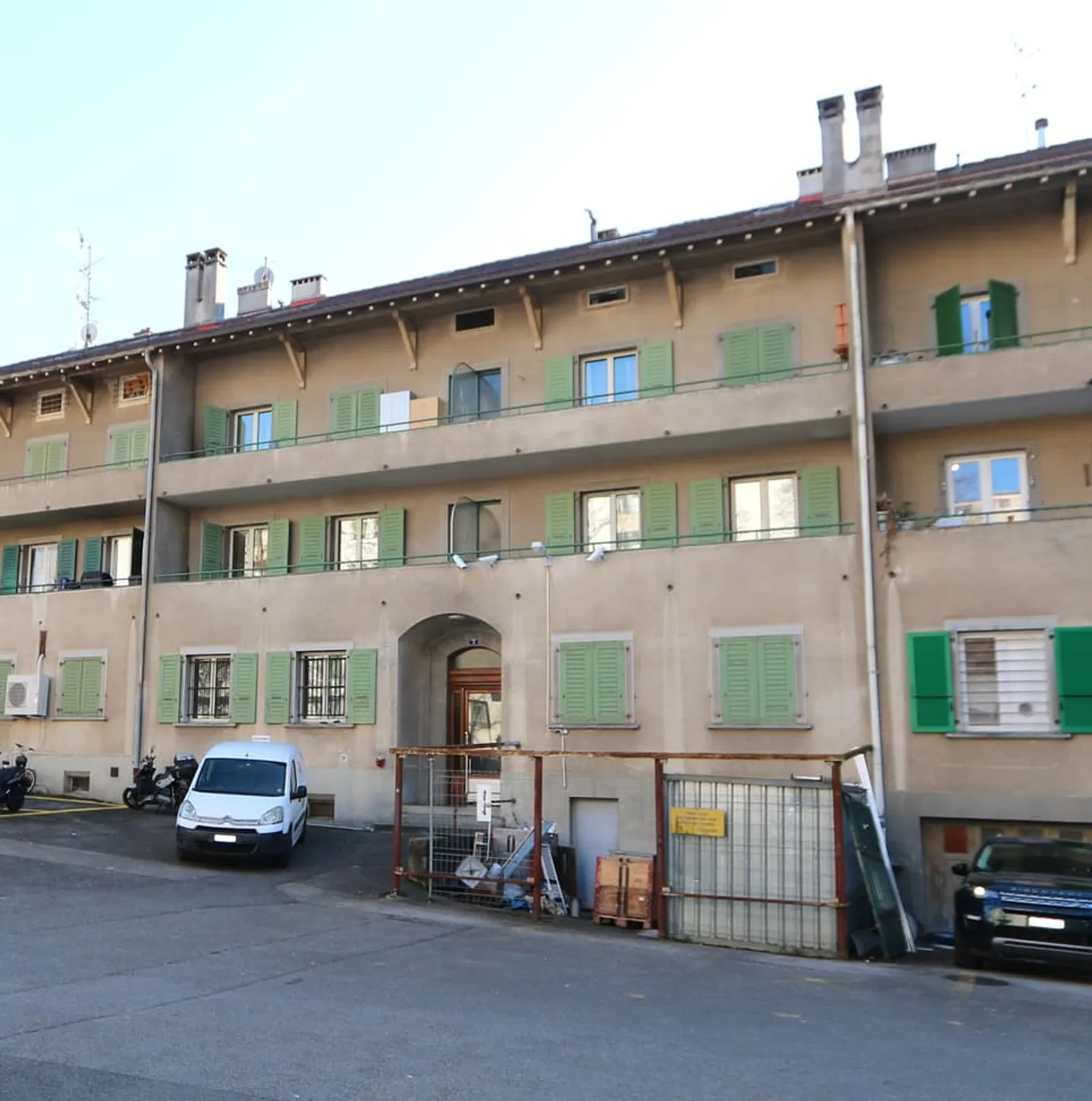 Offices of approximately 80 m2 in Chêne-Bourg - Photo 1 of 1