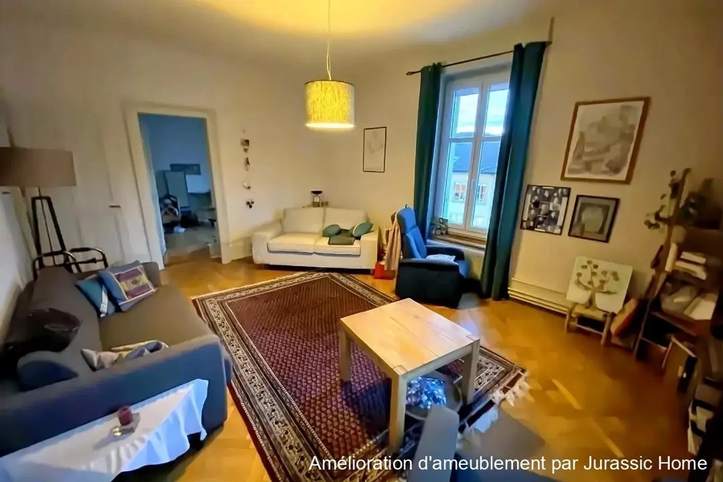 Spacious apartment in the heart of the old town of Porrentruy - Photo 2 of 12