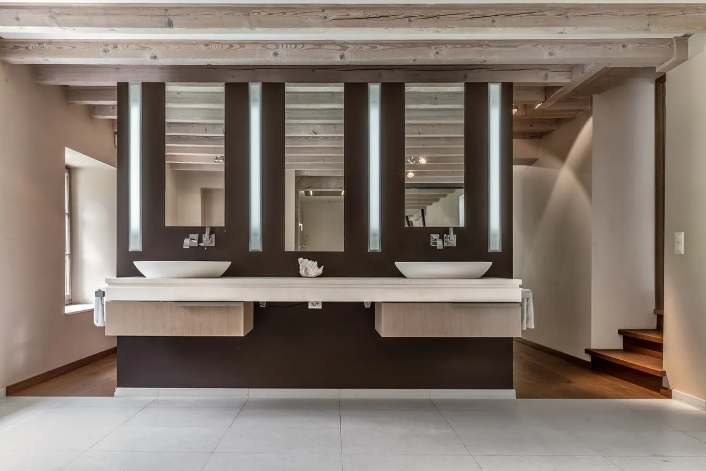 Charming turnkey village house. - Photo 8 of 11