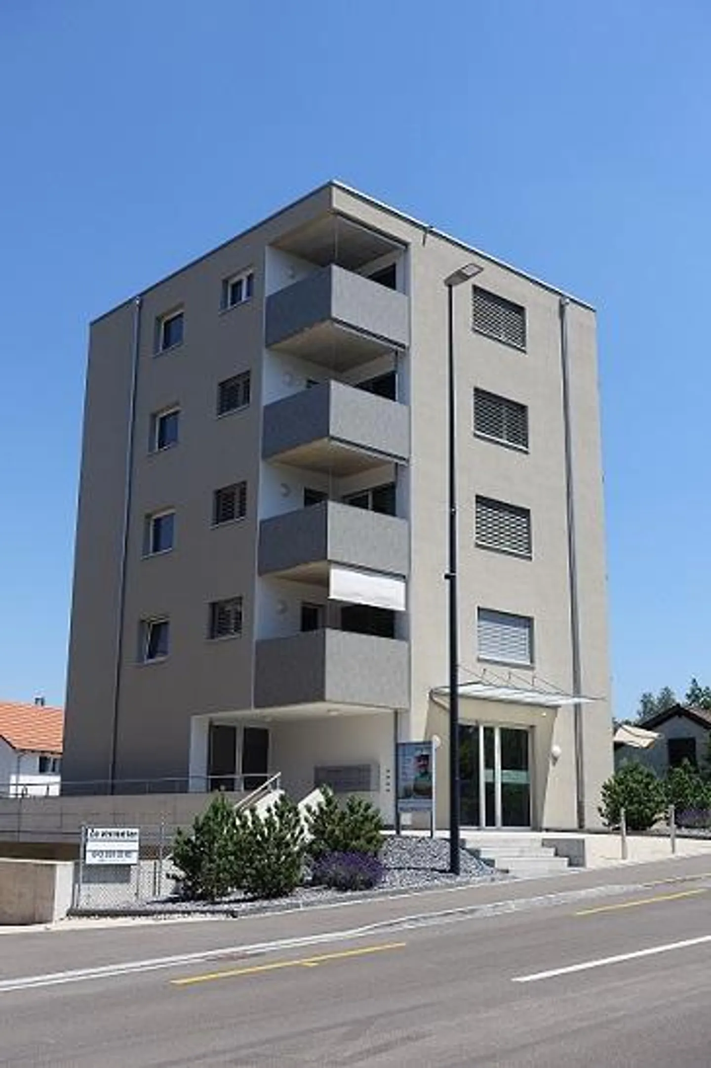 2.5 Room Apartment in Effretikon - Photo 1 of 7