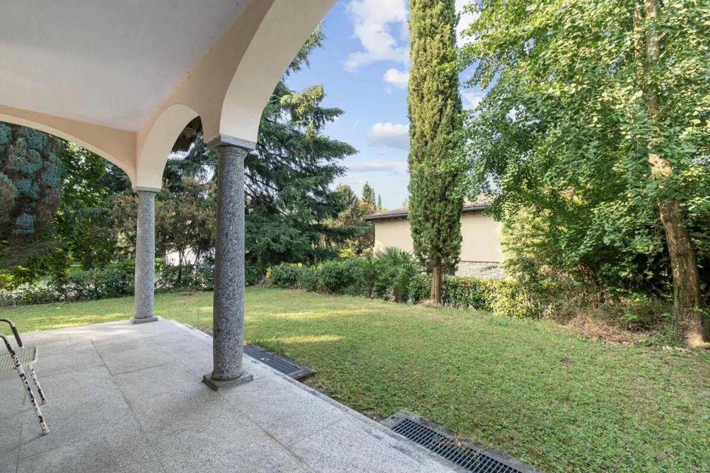 Villa indépendante avec grand jardin privé - Photo 16 sur 19