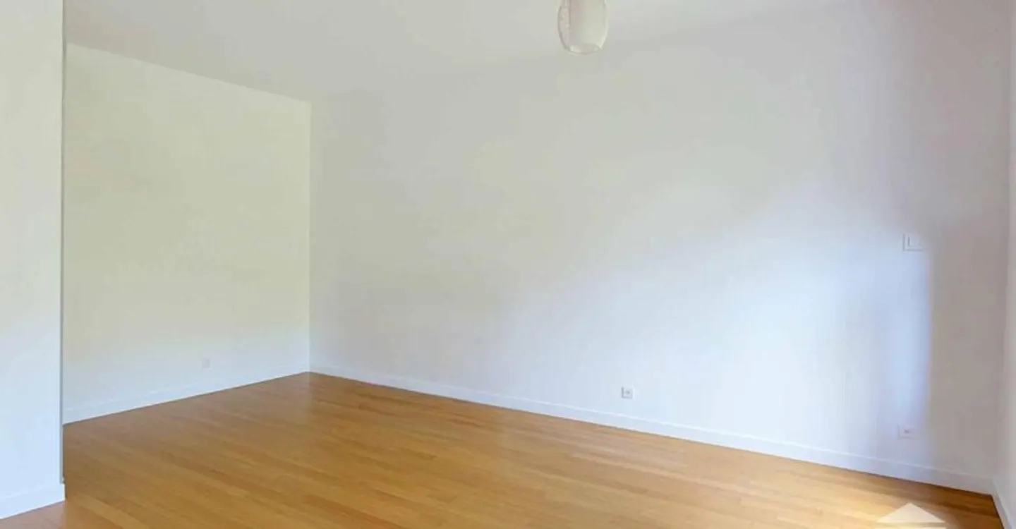 For investors - Large studio with garden - Net yield 4.15% - Photo 2 of 13