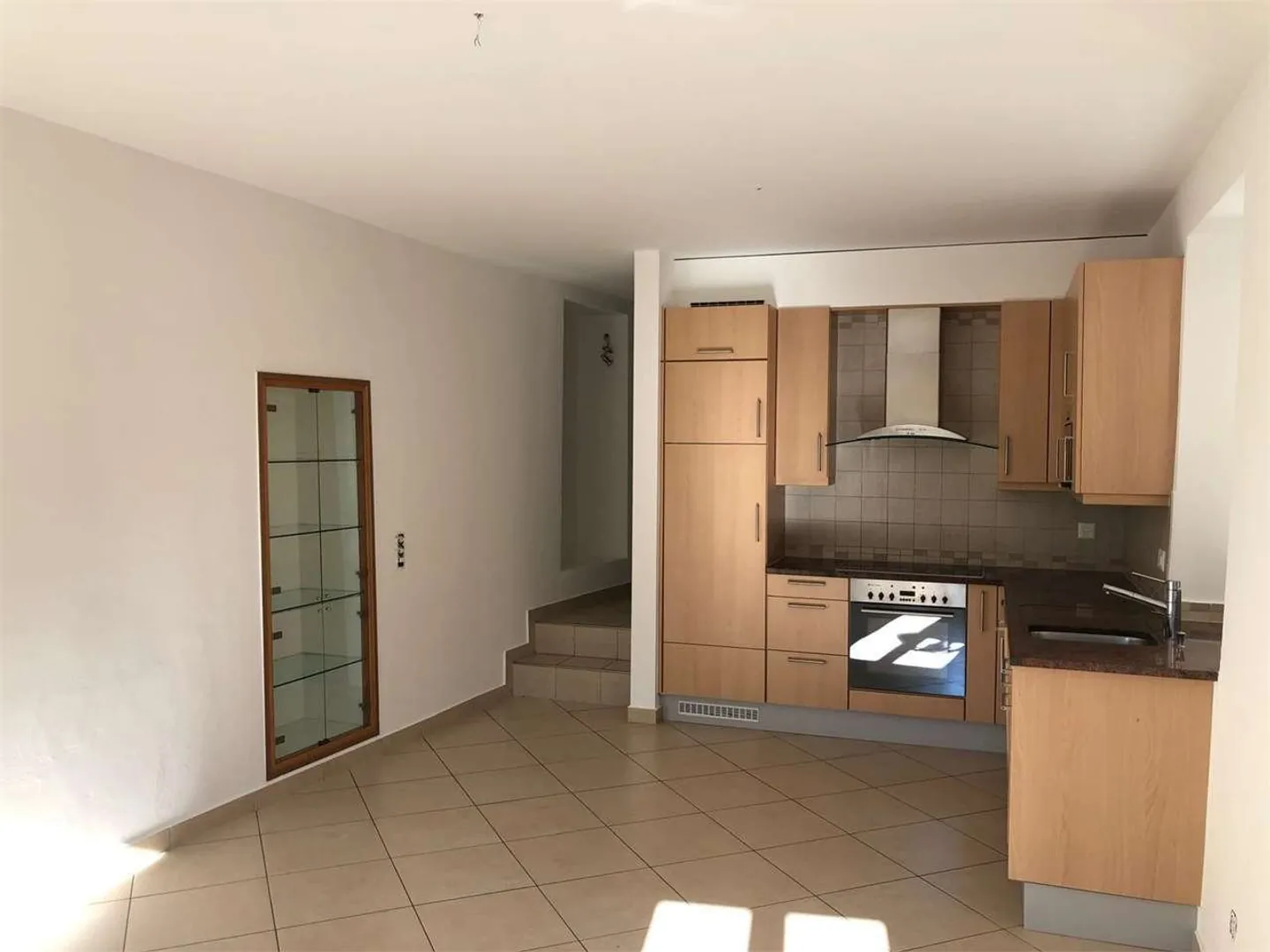 MELANO - Affittiamo un appartamento duplex di 4,5 stanze nel centro del paese - Foto 2 di 13