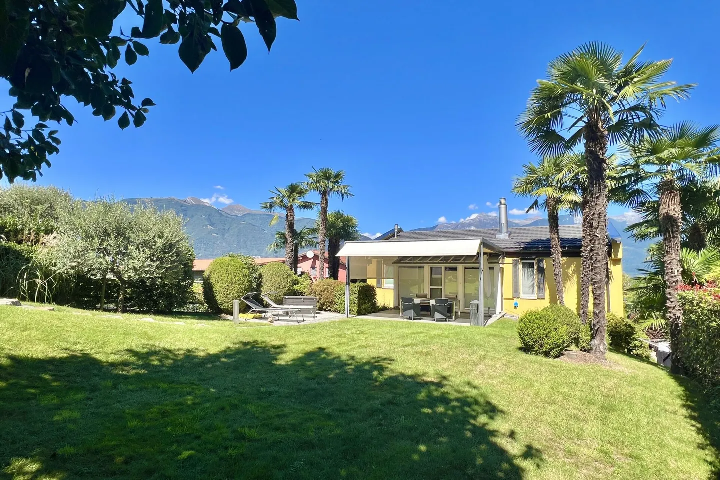 Villa incantevole con vista lago - Foto 3 di 49