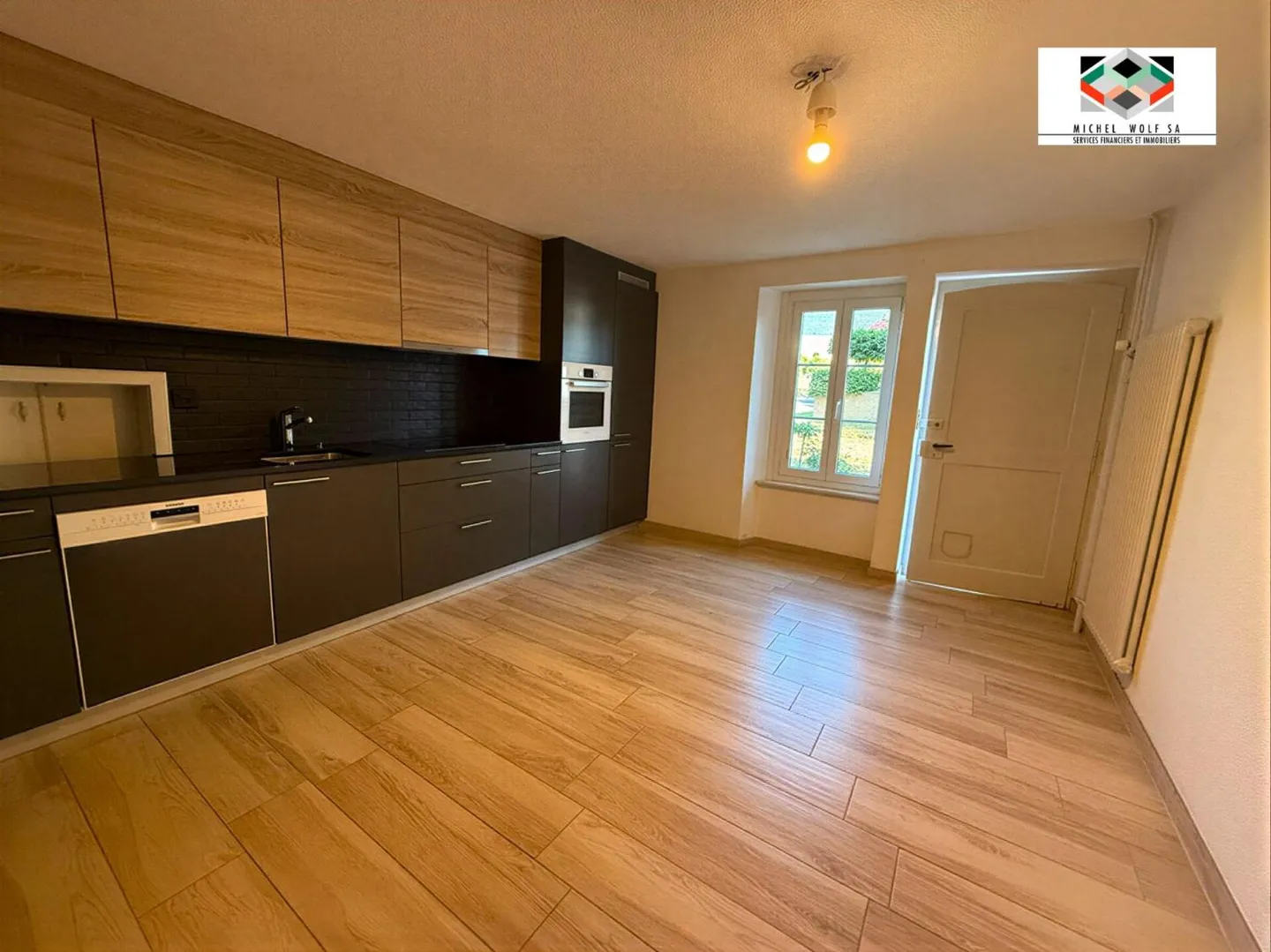 Duplex Charmant à Thielle-Wavre - Photo 3 sur 9