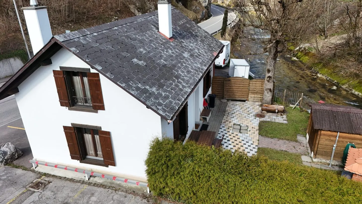 Charmante Maison Familiale à Moutier - Photo 4 sur 13