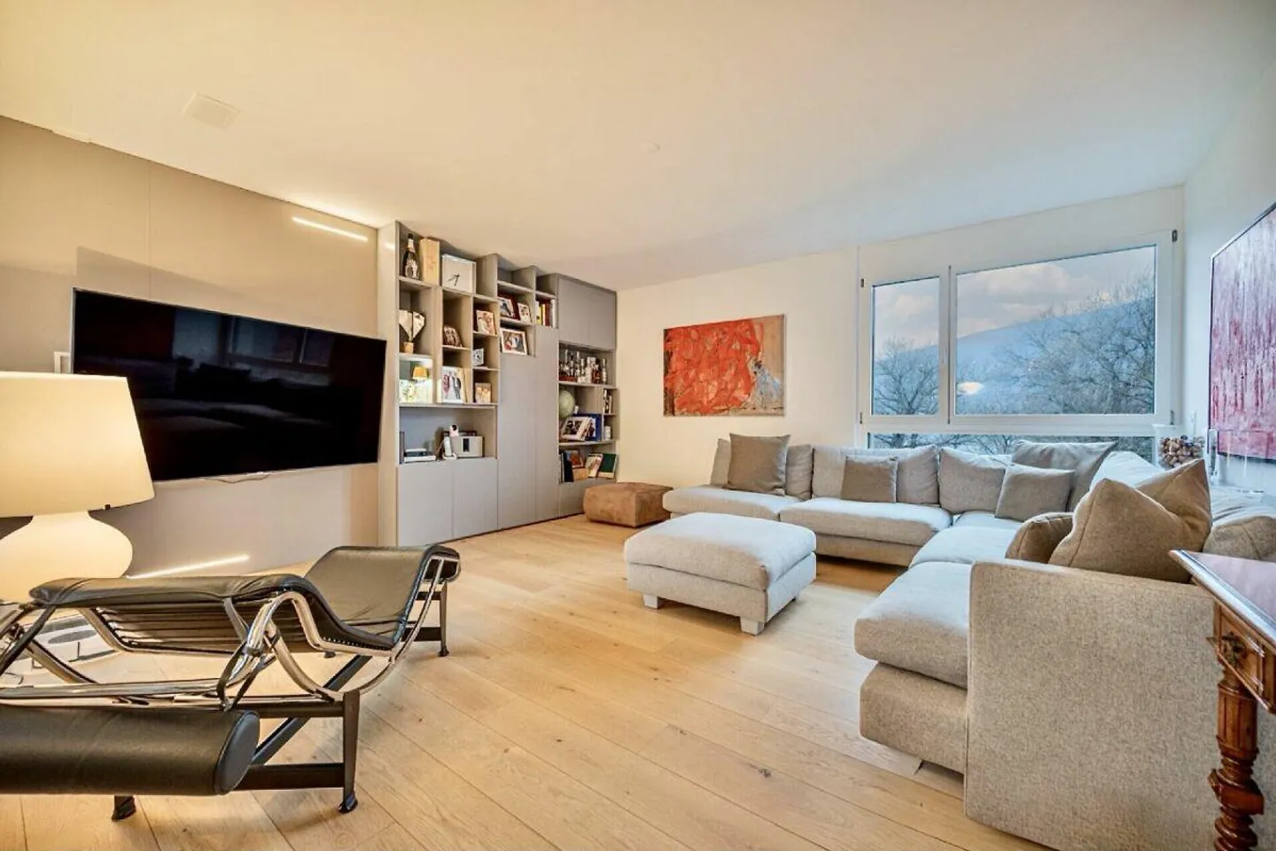 Penthouse élégant avec terrasse sur le toit privée dans une résidence exclusive - Photo 2 sur 14