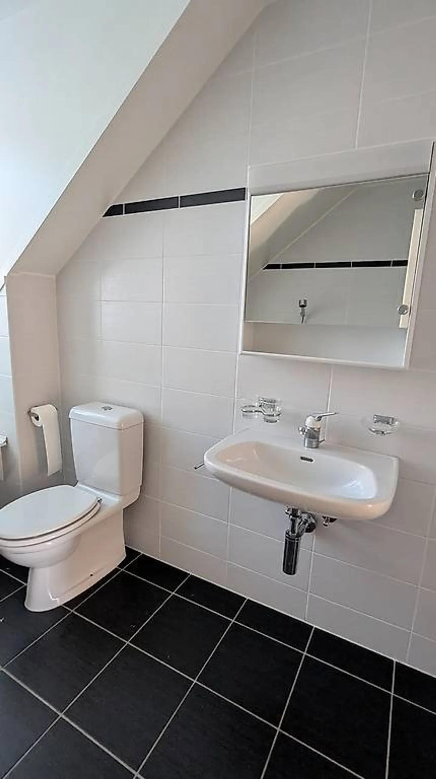 Wohnung mieten - Foto 2 von 7