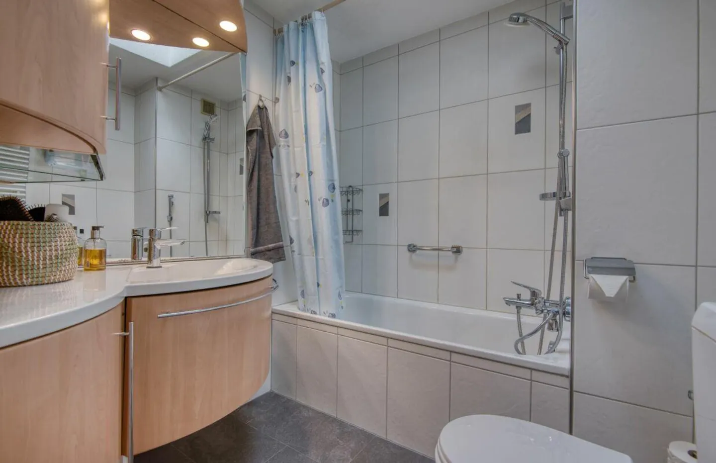 La maison familiale de 4,5 pièces aux portes de Zurich - Photo 4 sur 10