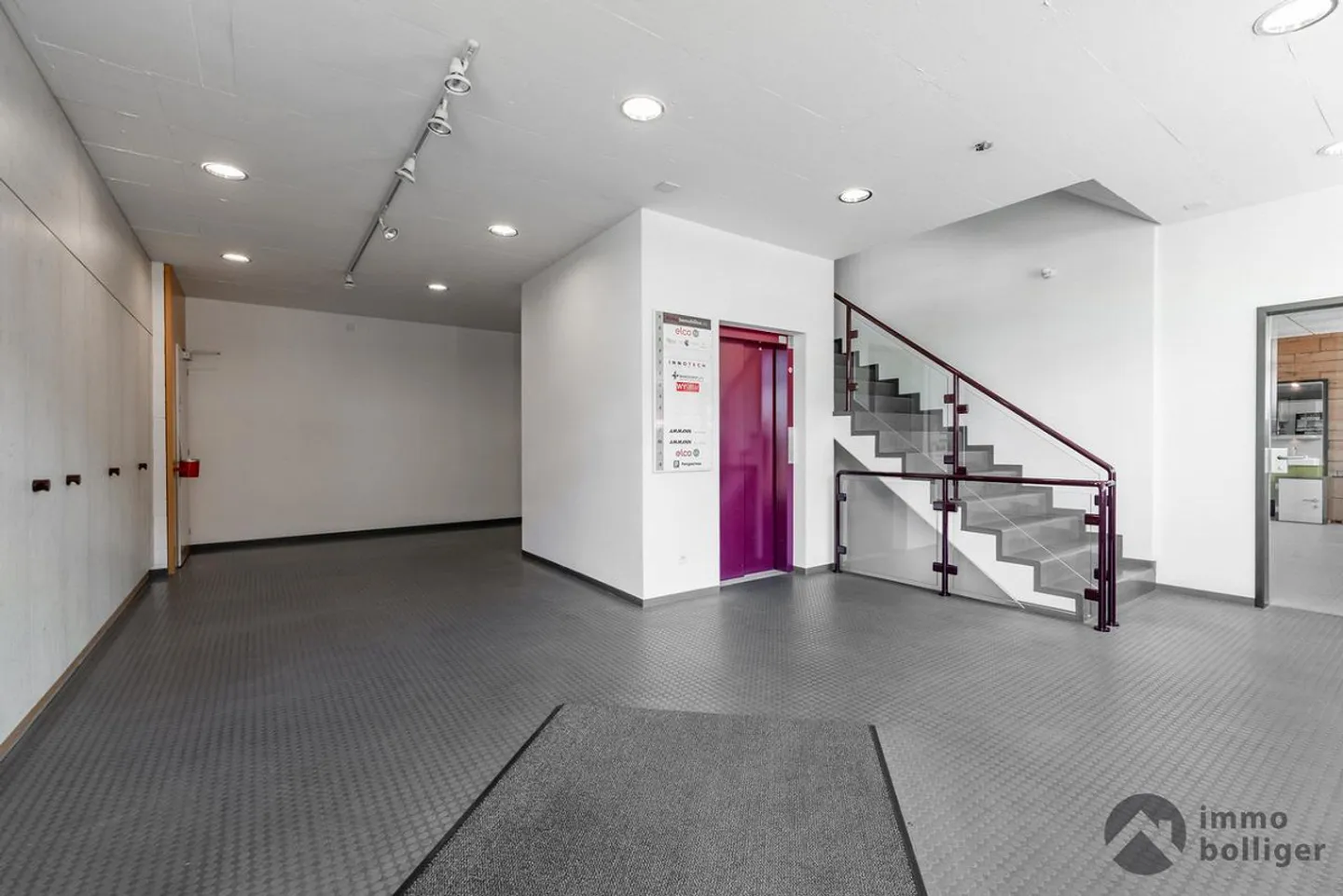 Espace commercial facilement accessible à louer à Oberentfelden - 70 m² - Photo 3 sur 7