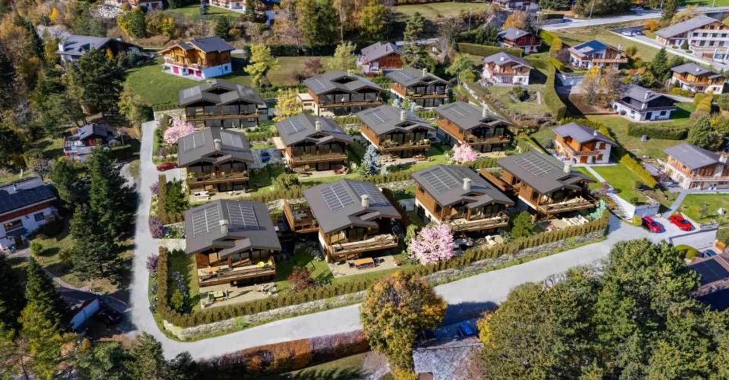Hochwertiges Chalet mit privatem Garten - Foto 7 von 11