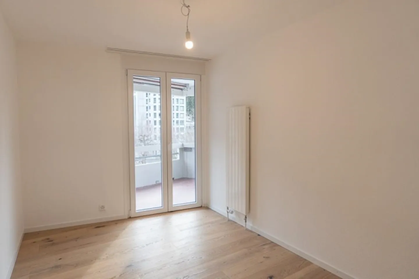 Charming 4.5-room apartment, 8th floor including underground parking (completely renovated) - Photo 7 of 13