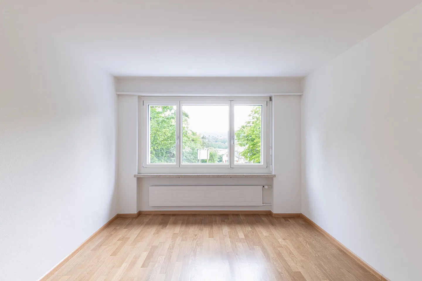 Quiet, renovated 4.5-room apartment 76m2 near public transport - Photo 9 of 12