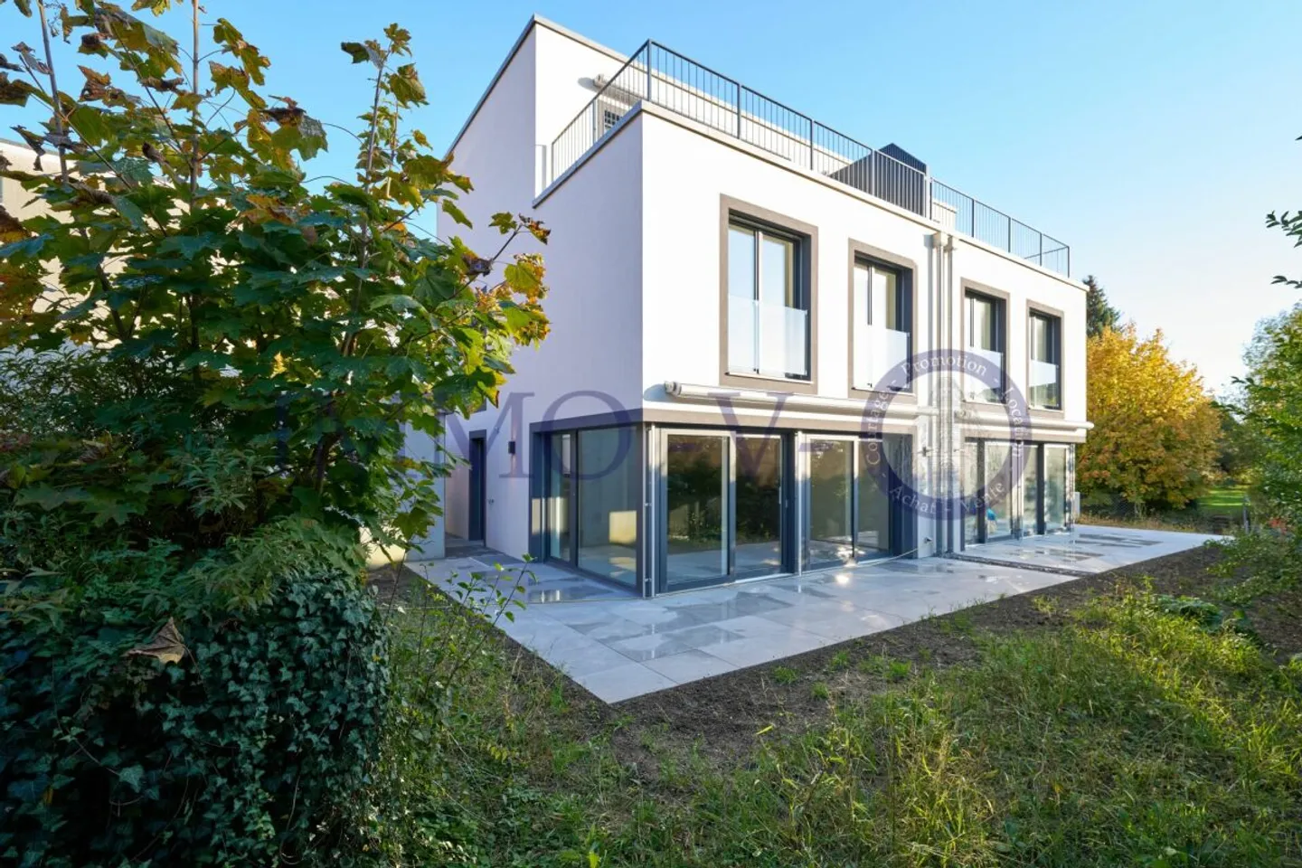 NEUES LUXUSIMMOBILIE MIT TERRASSE IN IDEALER LAGE - Foto 1 von 13