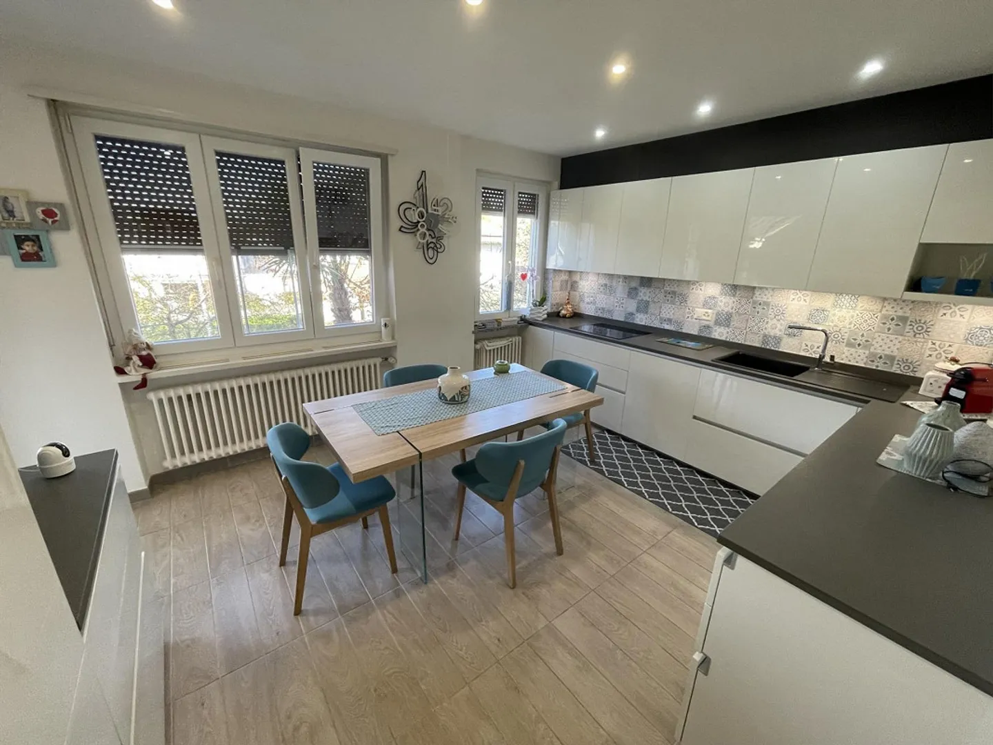 BELLE MAISON INDIVIDUELLE 4.5 AVEC GRAND JARDIN - Photo 5 sur 13