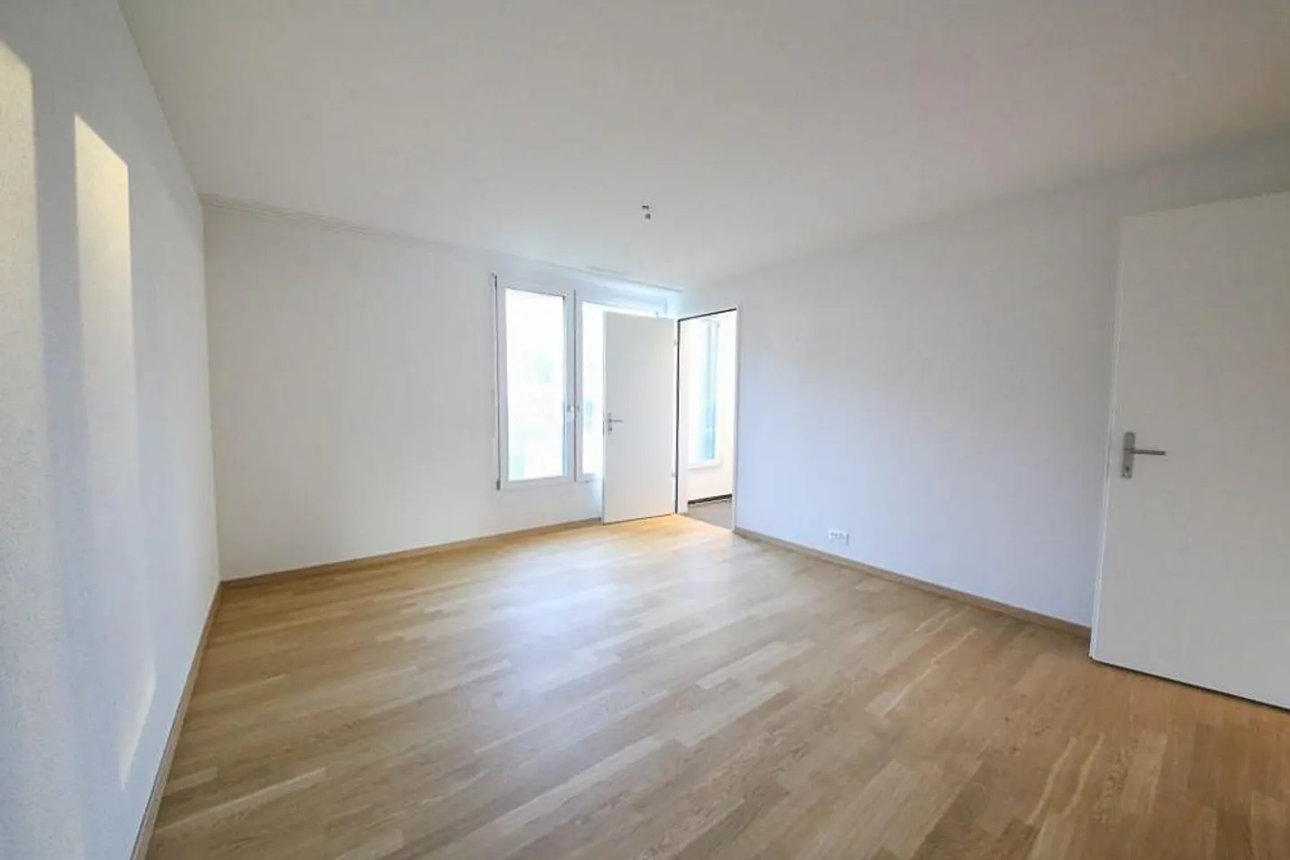 CENTRAL Living with SPACIOUS Balcony - Photo 4 of 8