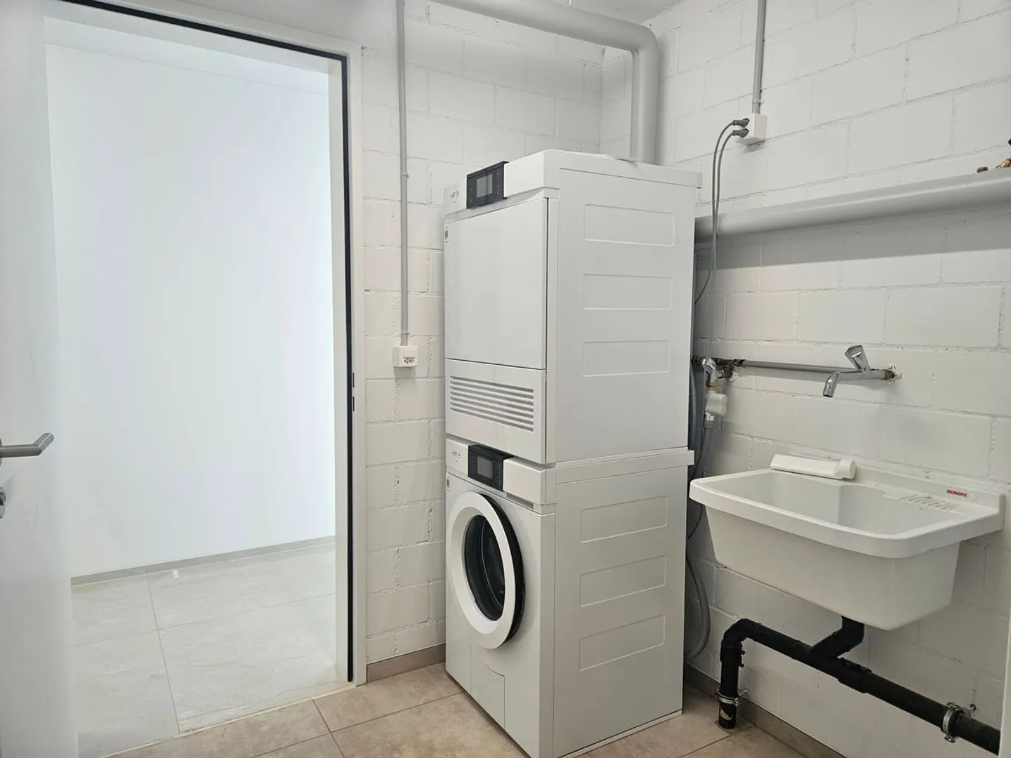 Appartamento Moderno in Posizione Centrale - Foto 6 di 8