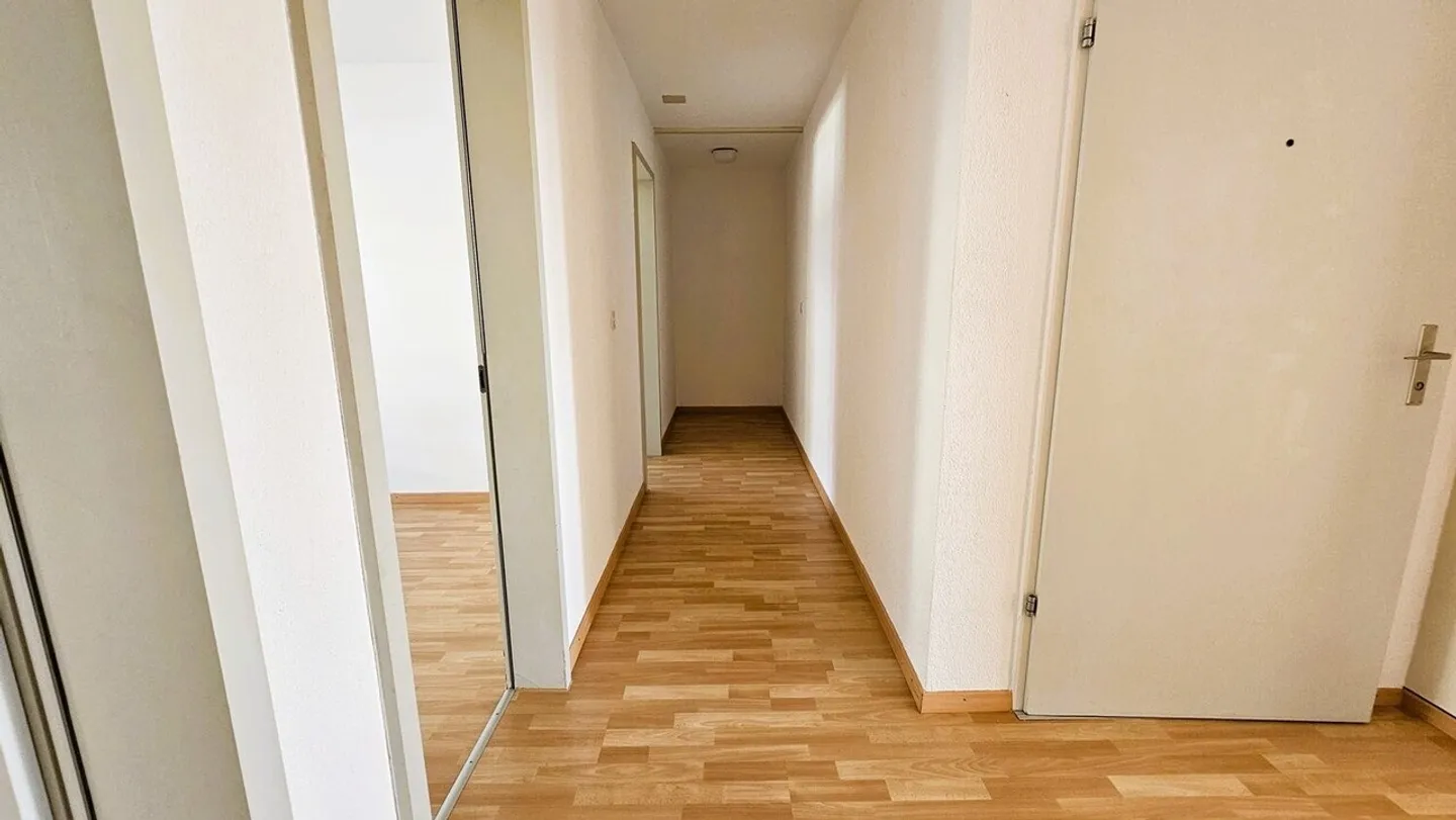 Apartment for rent - Photo 7 of 9