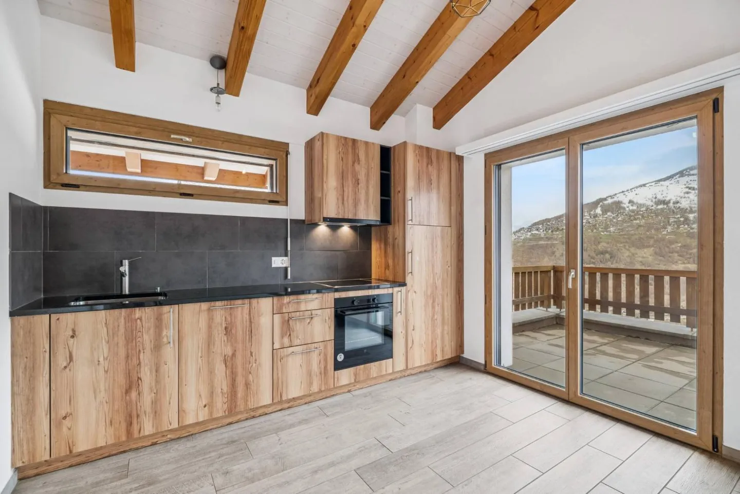 Neues Apartment in einer Zweitwohnung verfügbar! - Foto 3 von 6