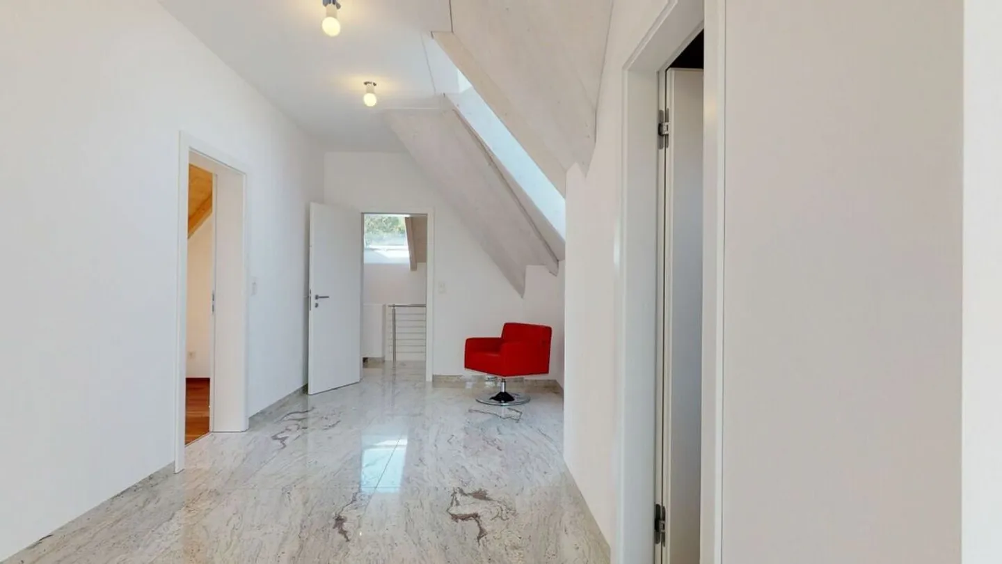 Appartamento 4 stanze in una metà di villa - Foto 5 di 11