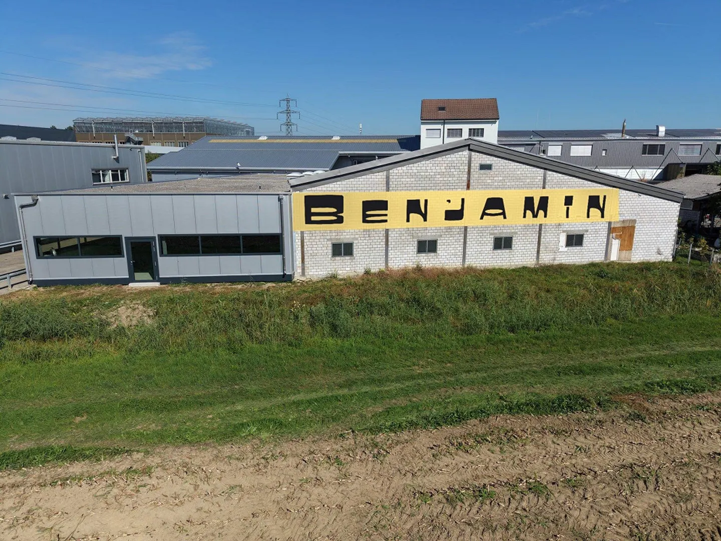 Commercial property with 800 m² in Emmen – extensively renovated, available immediately - Photo 7 of 12