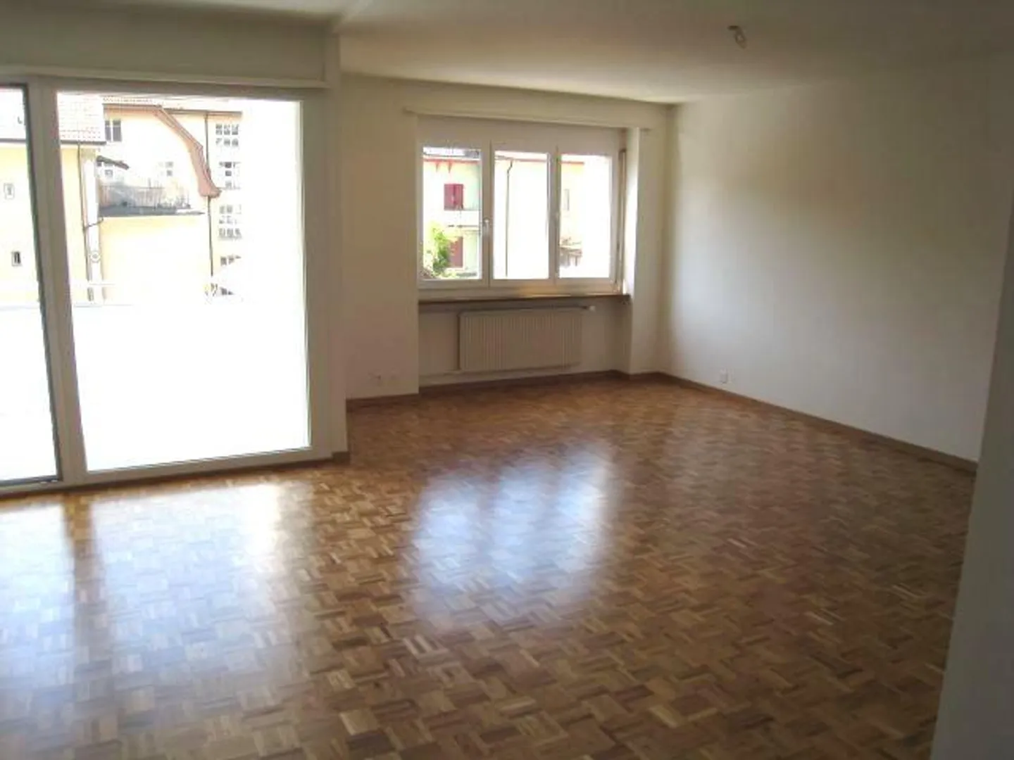Spacious Studio in the Center of Biel - Photo 2 of 3