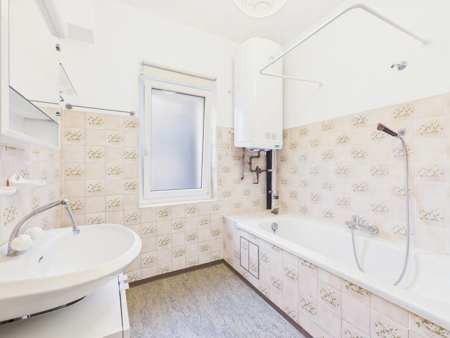 Appartamento accogliente con 3 camere in una posizione tranquilla a Däniken - Foto 5 di 6