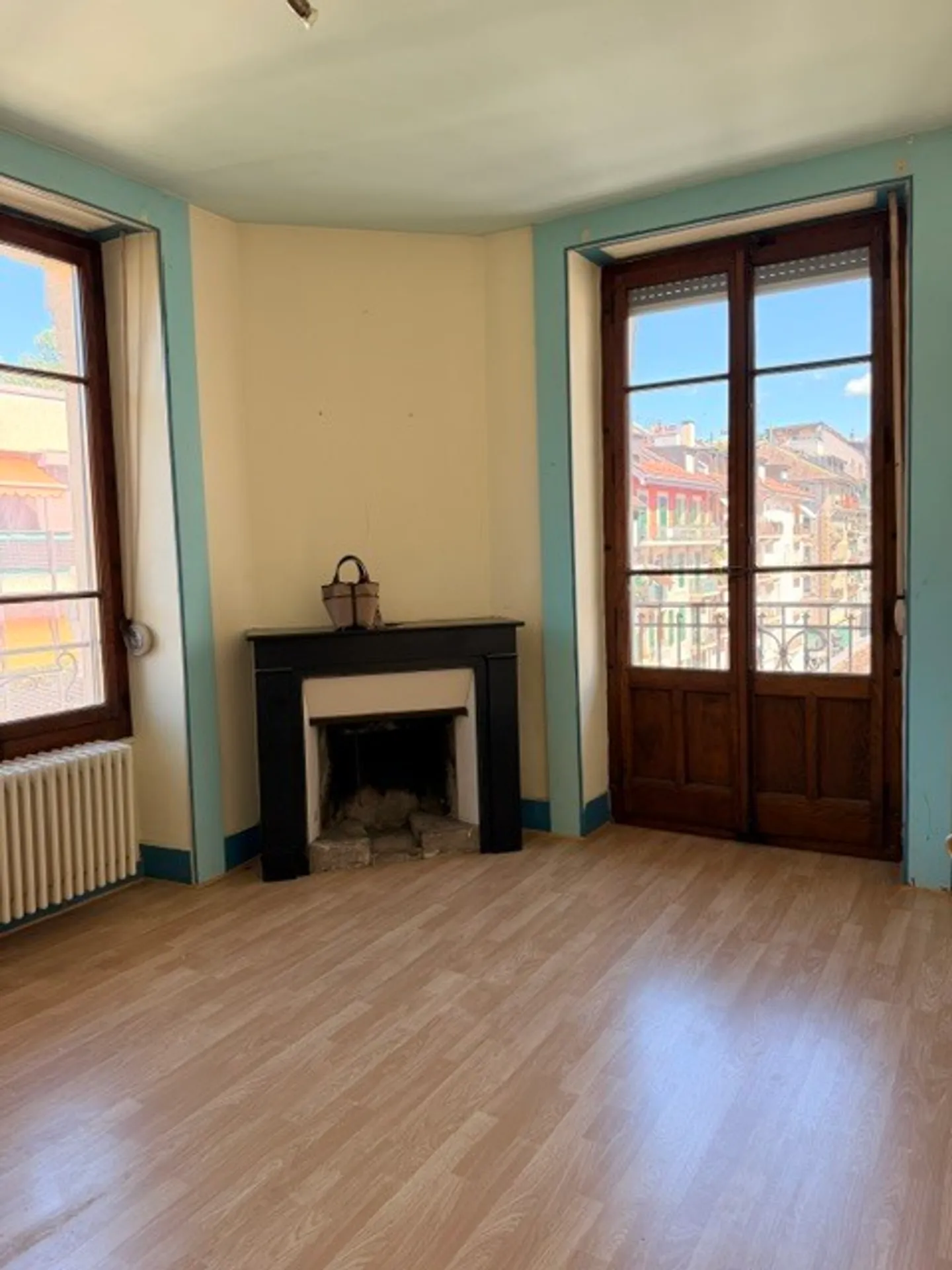 2-room apartment - Photo 3 of 3