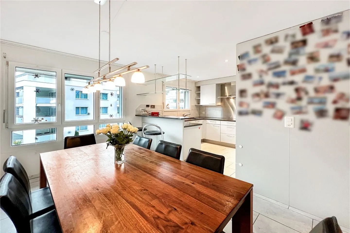 Appartamento moderno e attraente di 4 ½ stanze con balcone in posizione centrale - Foto 12 di 13