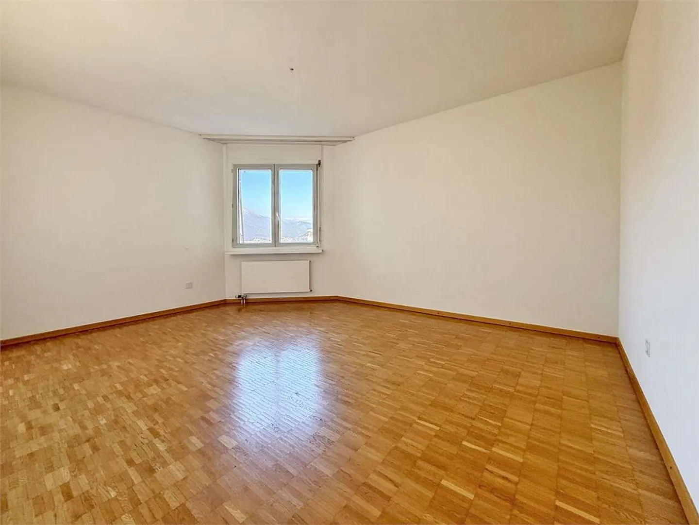 Equilibrio perfetto tra natura e praticità dei servizi - Foto 7 di 9