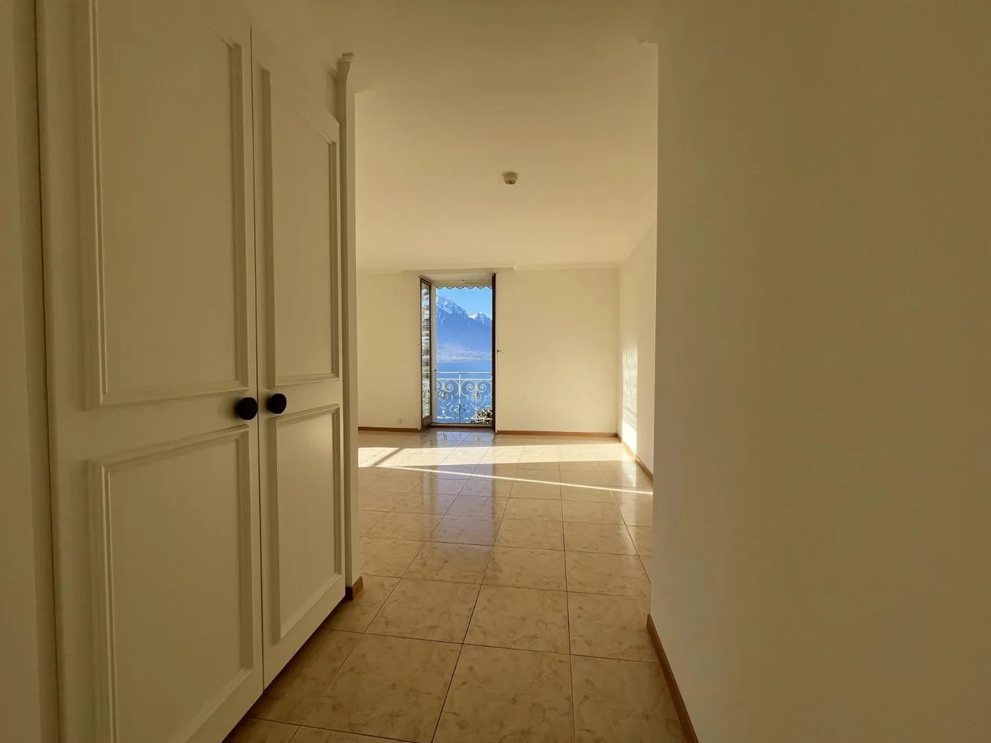 Appartement avec vue sur le lac - Photo 7 sur 13