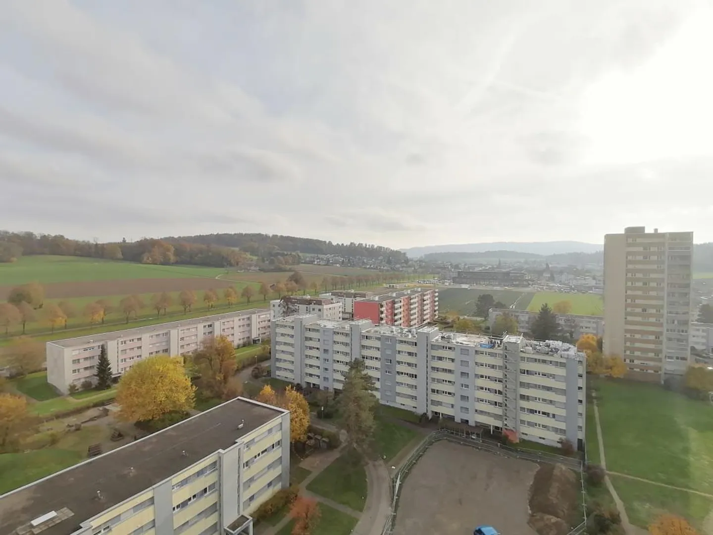 Well-kept, spacious 3.0-room apartment in a central location with a view... - Photo 9 of 9