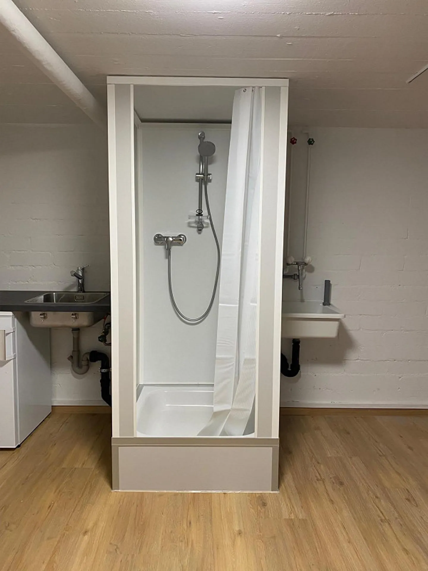 Spazio commerciale attraente in affitto a Ostermundigen - Foto 3 di 5