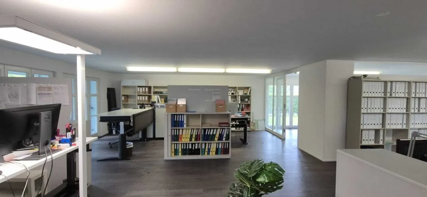 Espace de bureau polyvalent près du centre - Photo 11 sur 11