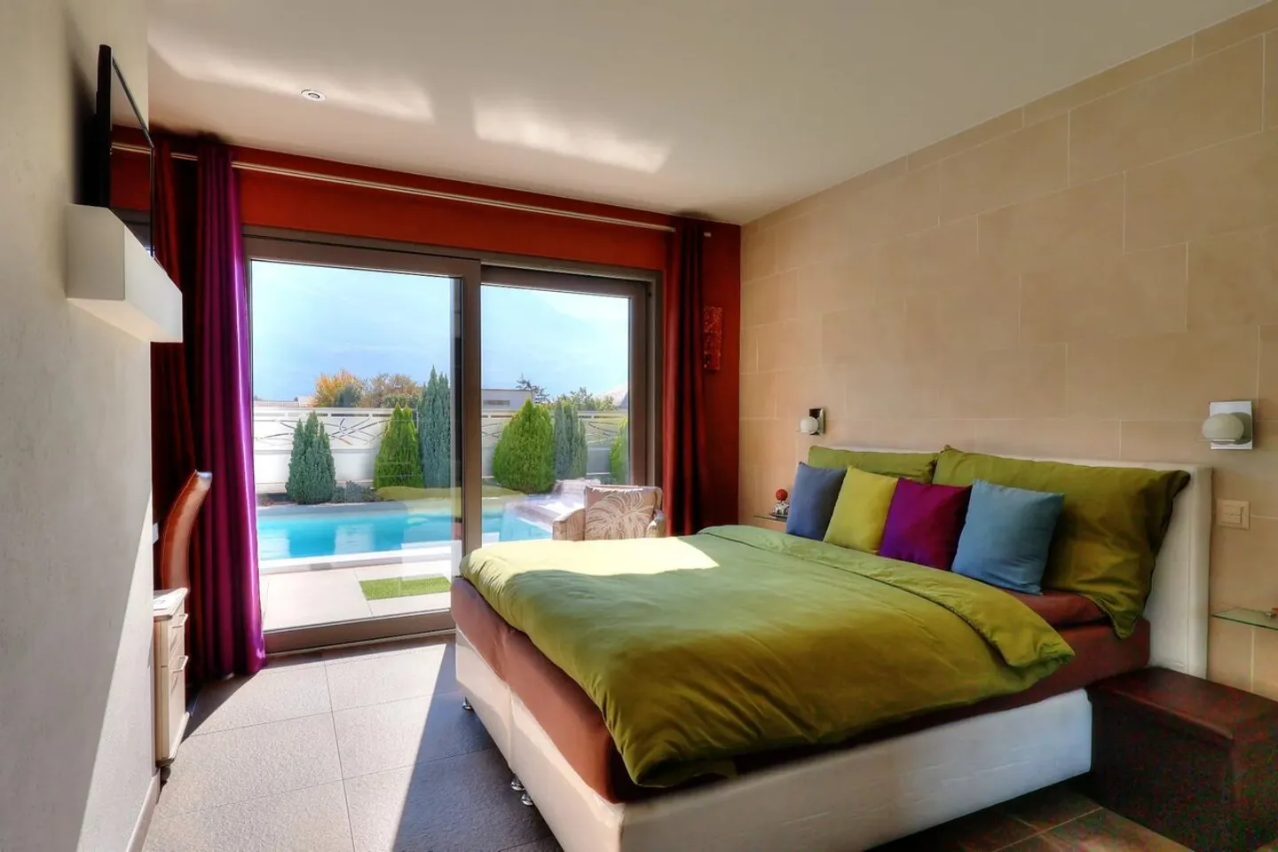 Prestigious Villa with 6.5 Rooms, Swimming Pool and Elevator - Photo 5 of 10