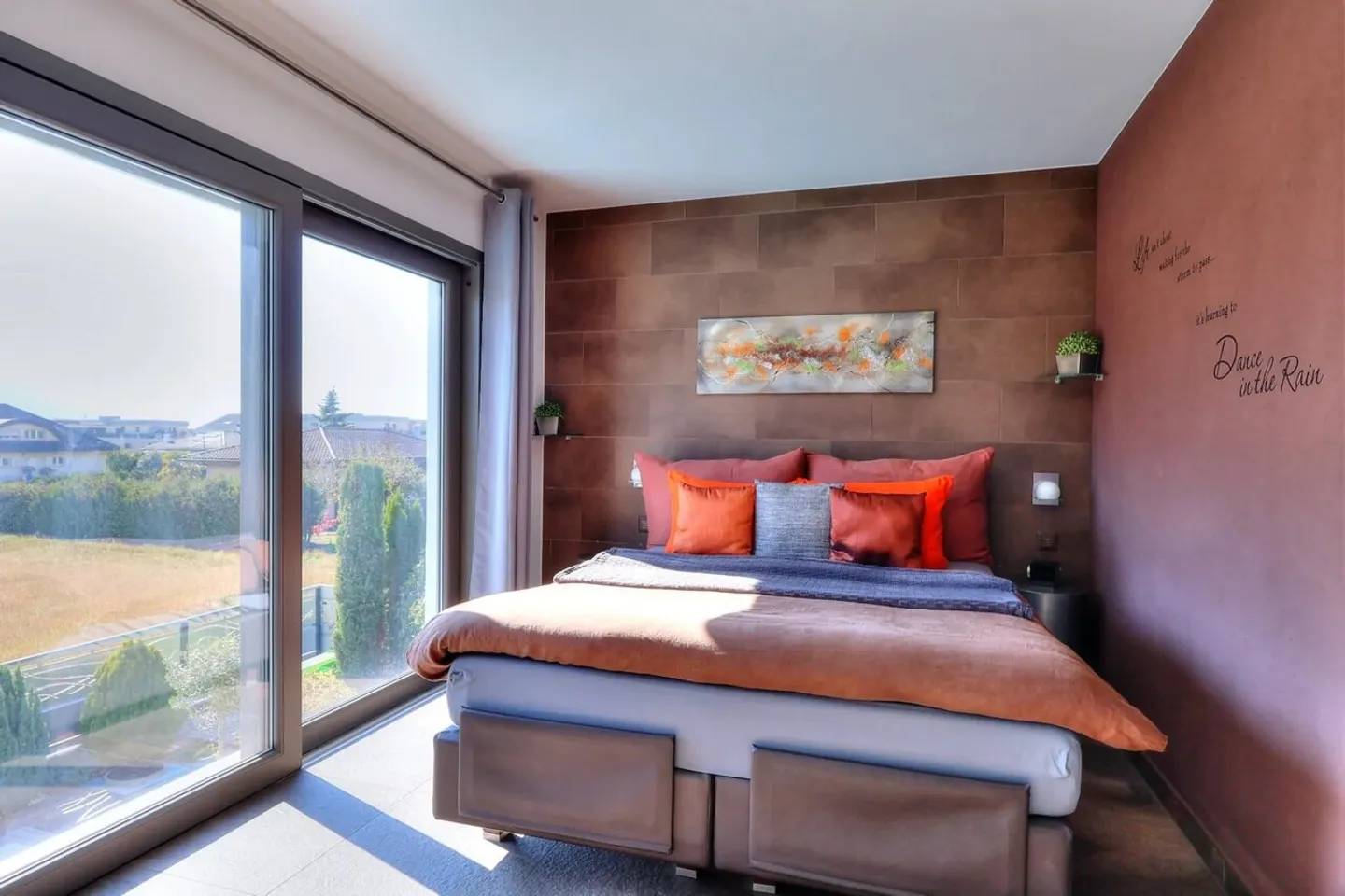 Prestigious Villa with 6.5 Rooms, Swimming Pool and Elevator - Photo 8 of 10