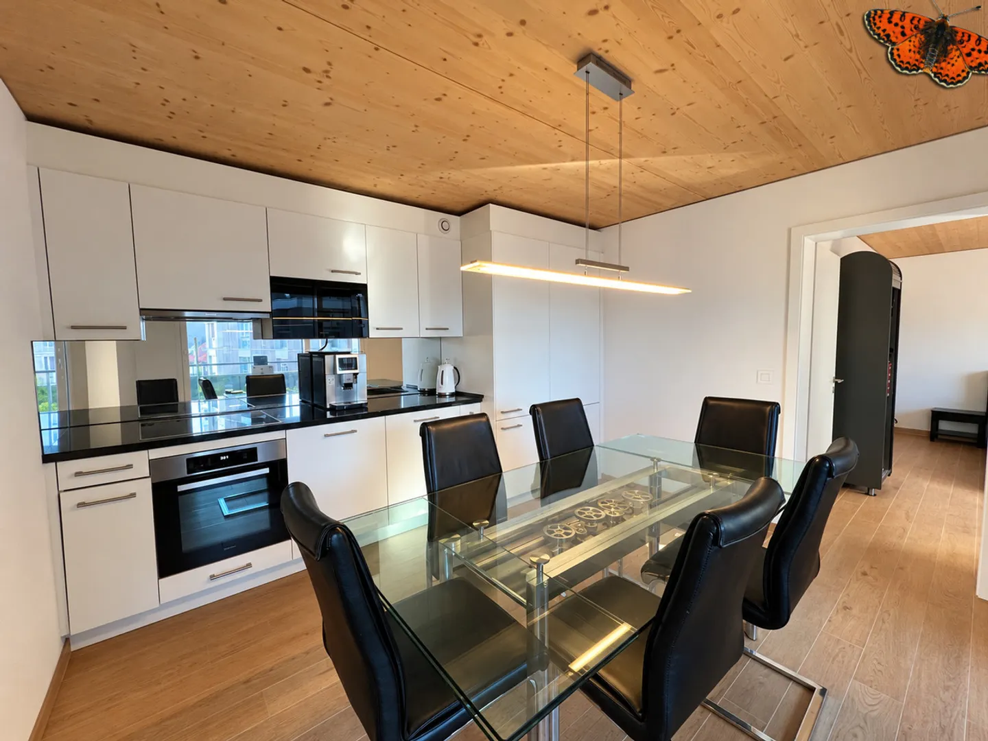Charmante 2½ Zimmer Wohnung - Foto 2 von 7