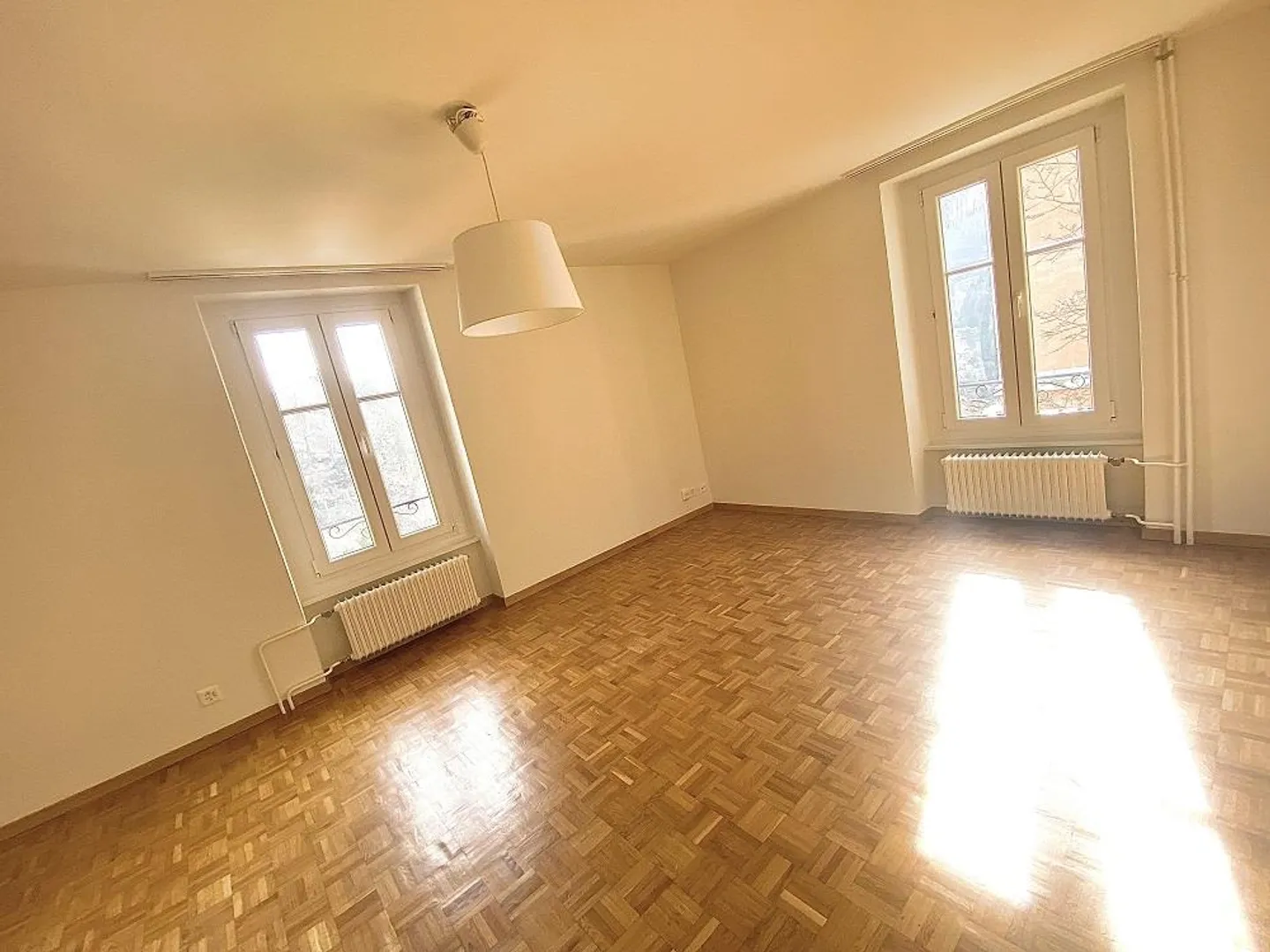 Nouvel appartement rénové dans la vieille ville de Fribourg - Photo 3 sur 6