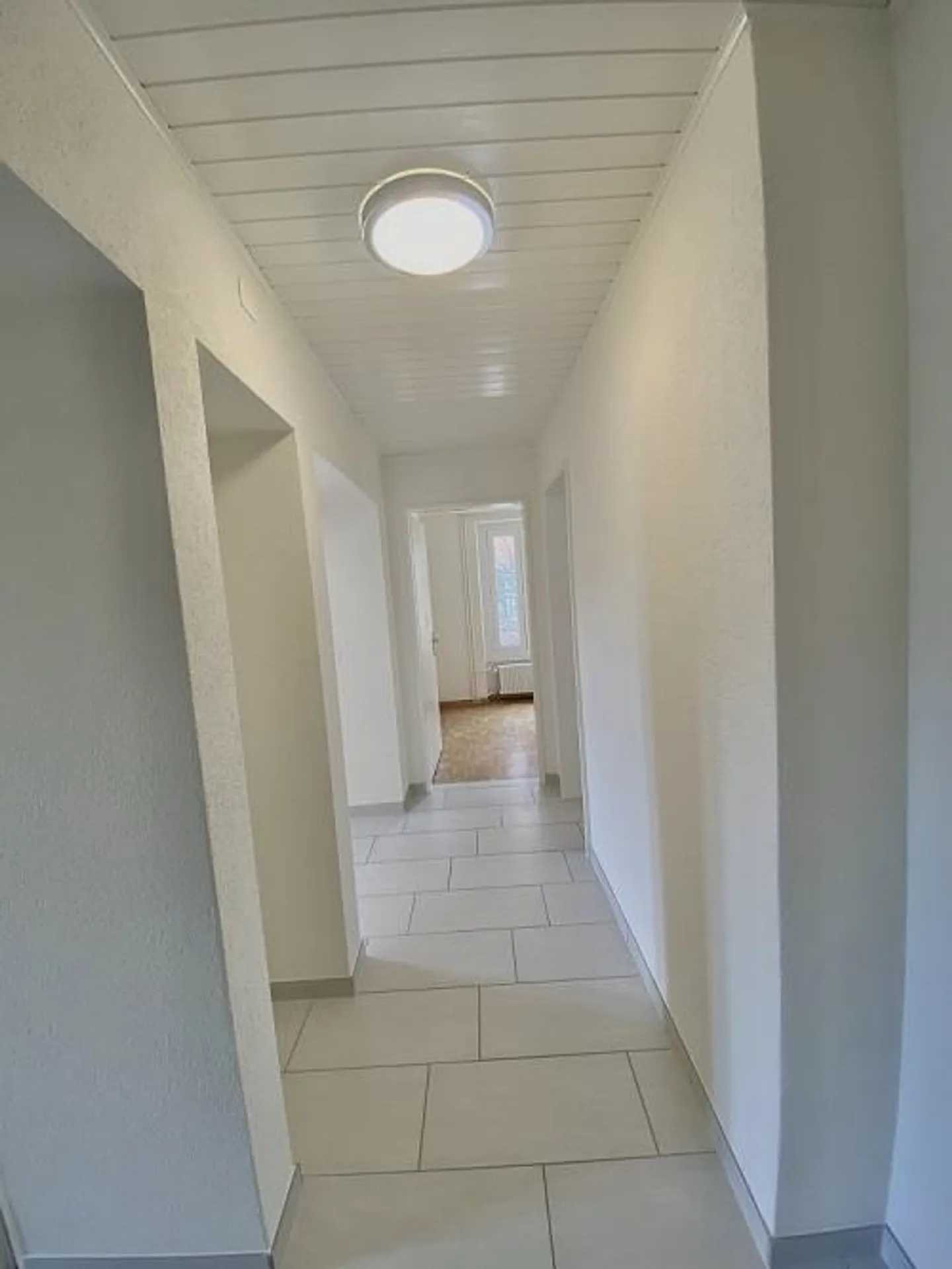 Nouvel appartement rénové dans la vieille ville de Fribourg - Photo 5 sur 6