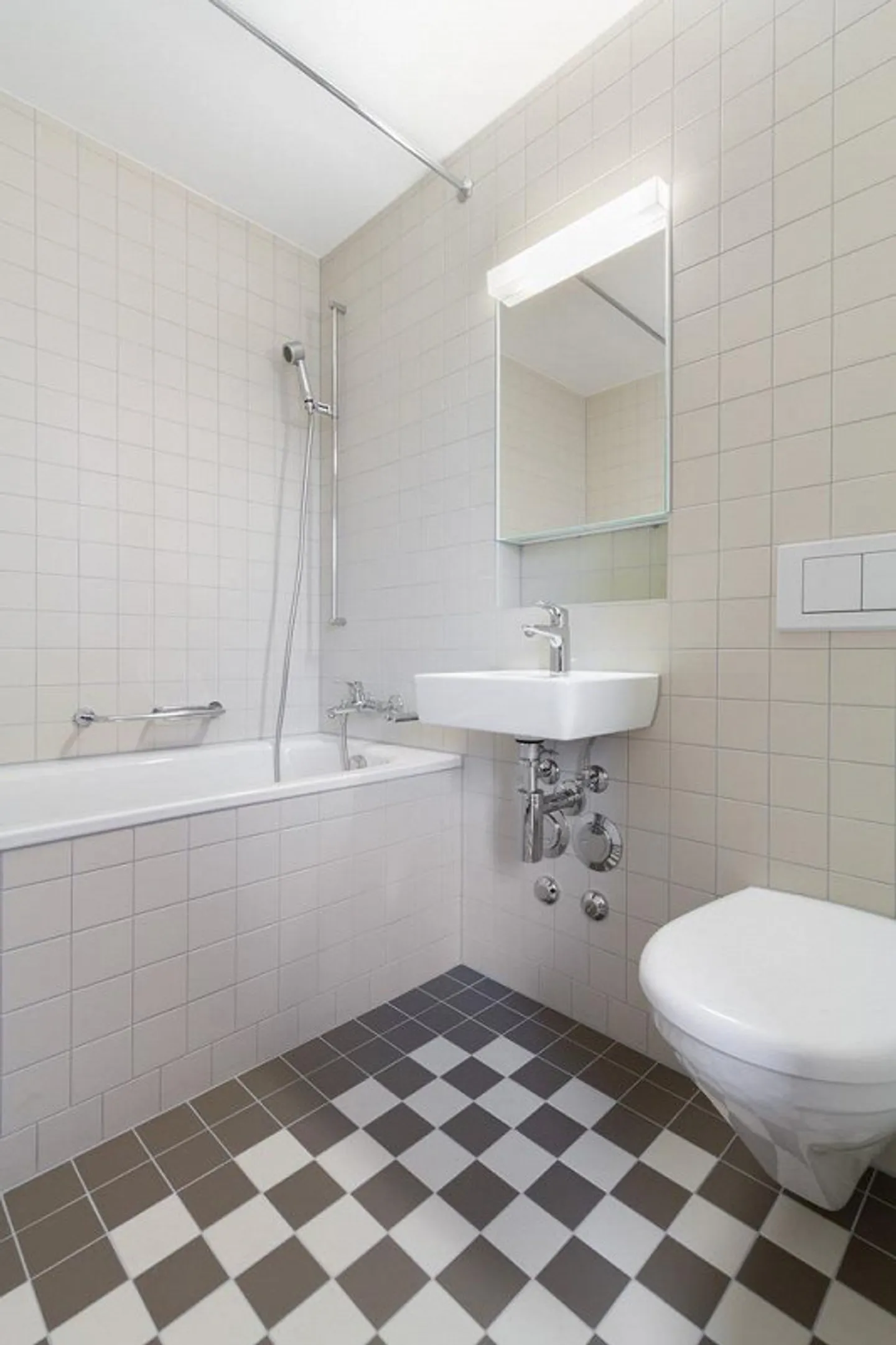 AFFITTARE SENZA CAUZIONE - Vivere in città in una posizione privilegiata - Foto 4 di 12