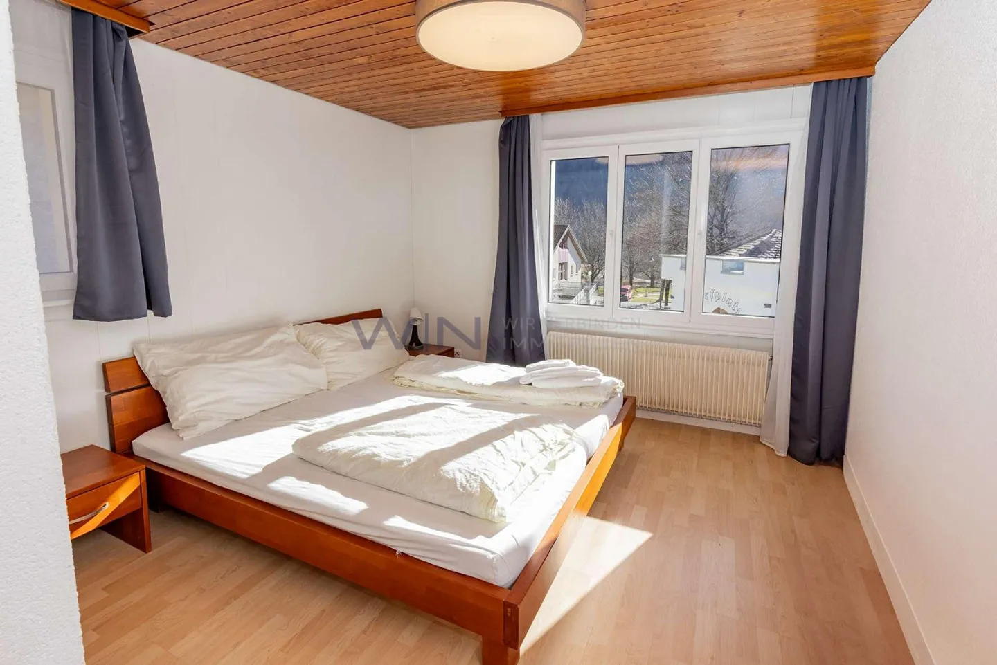 Charming sunny living solution (furnished) - Photo 4 of 6