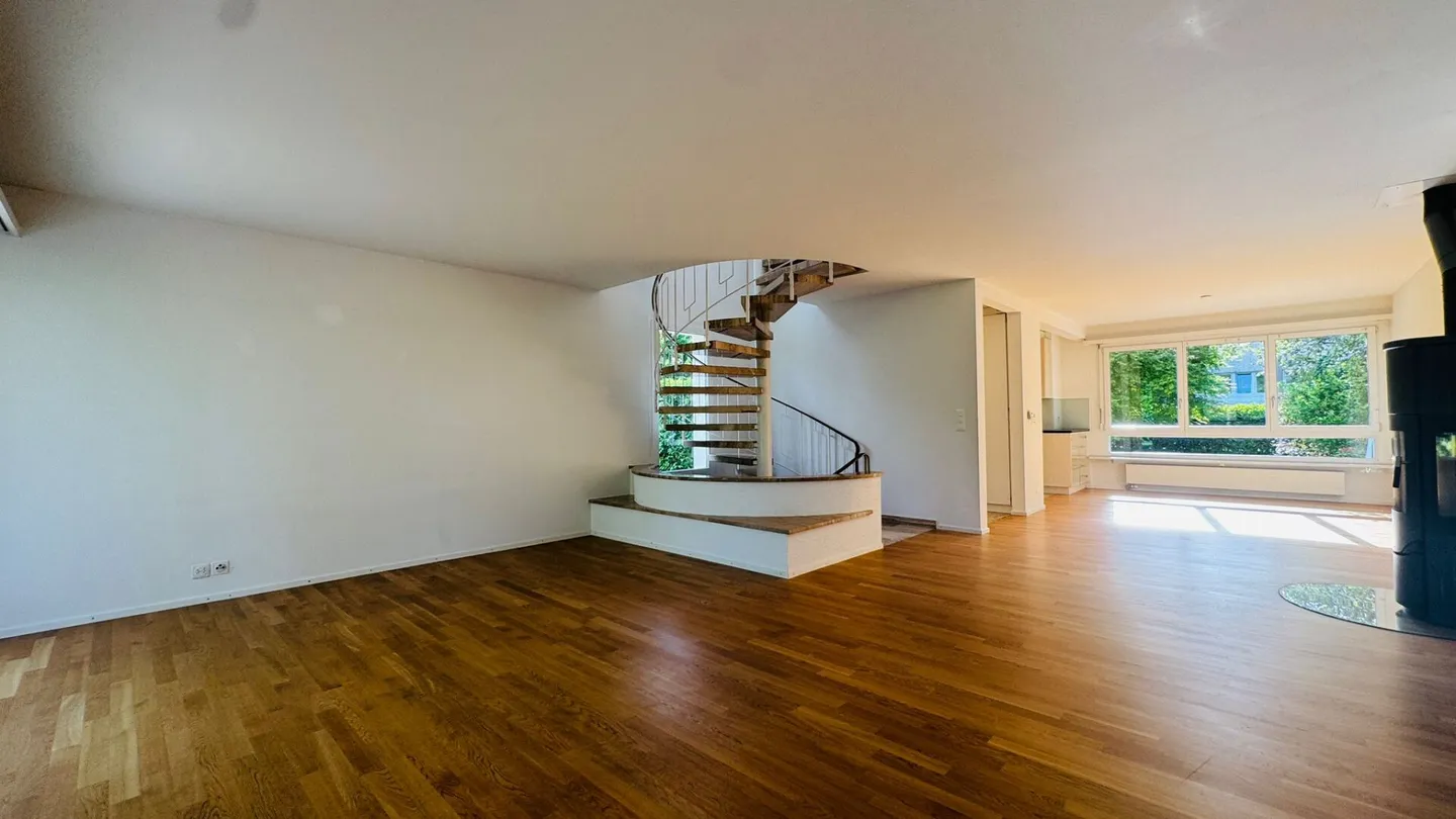 Belle maison familiale double de 6,5 pièces avec jardin d'hiver, jardin et parking dans un emplacement privilégié - Photo 11 sur 29