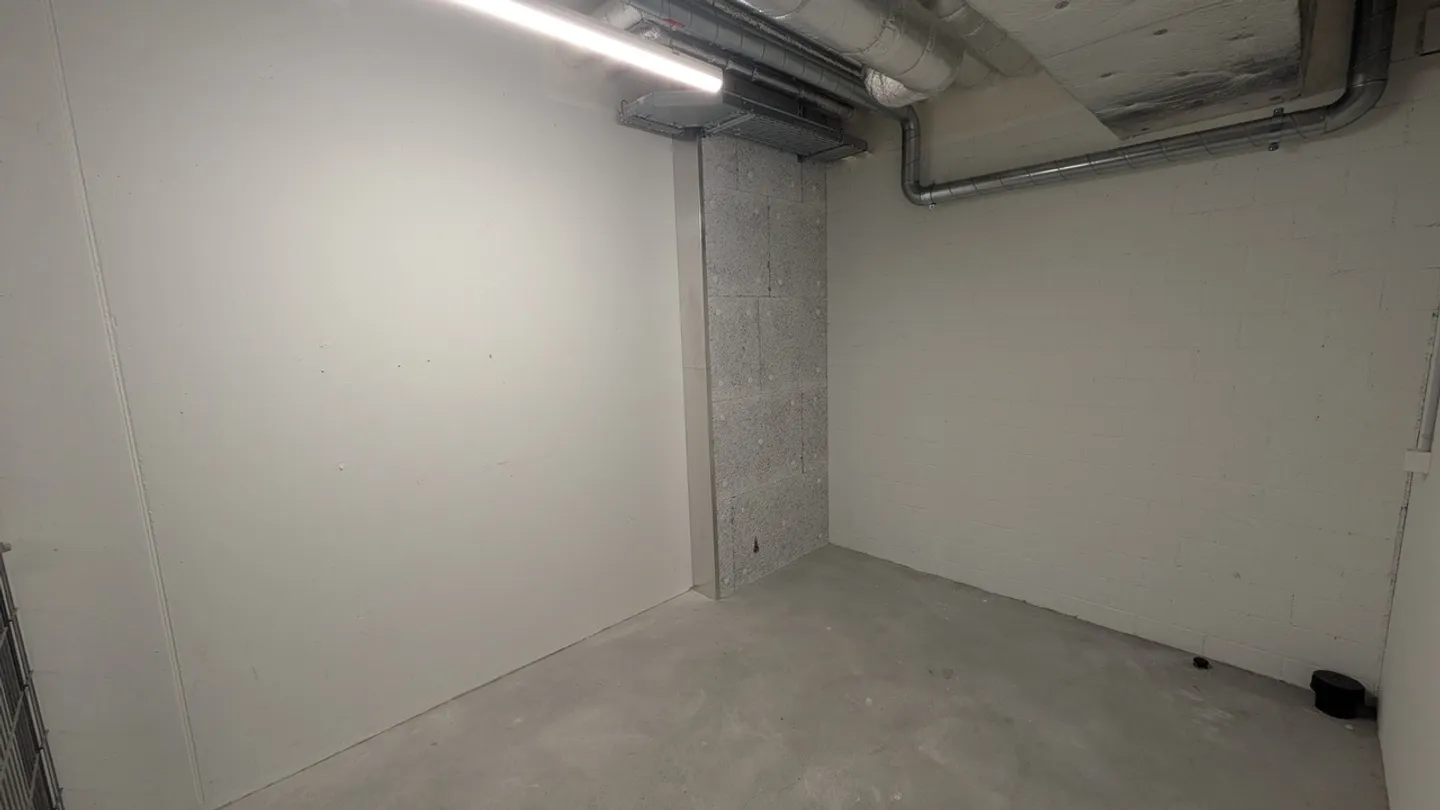 10.9m2 Storage Room Winterthur - Else-Züblin-Strasse 76 - Photo 5 of 10