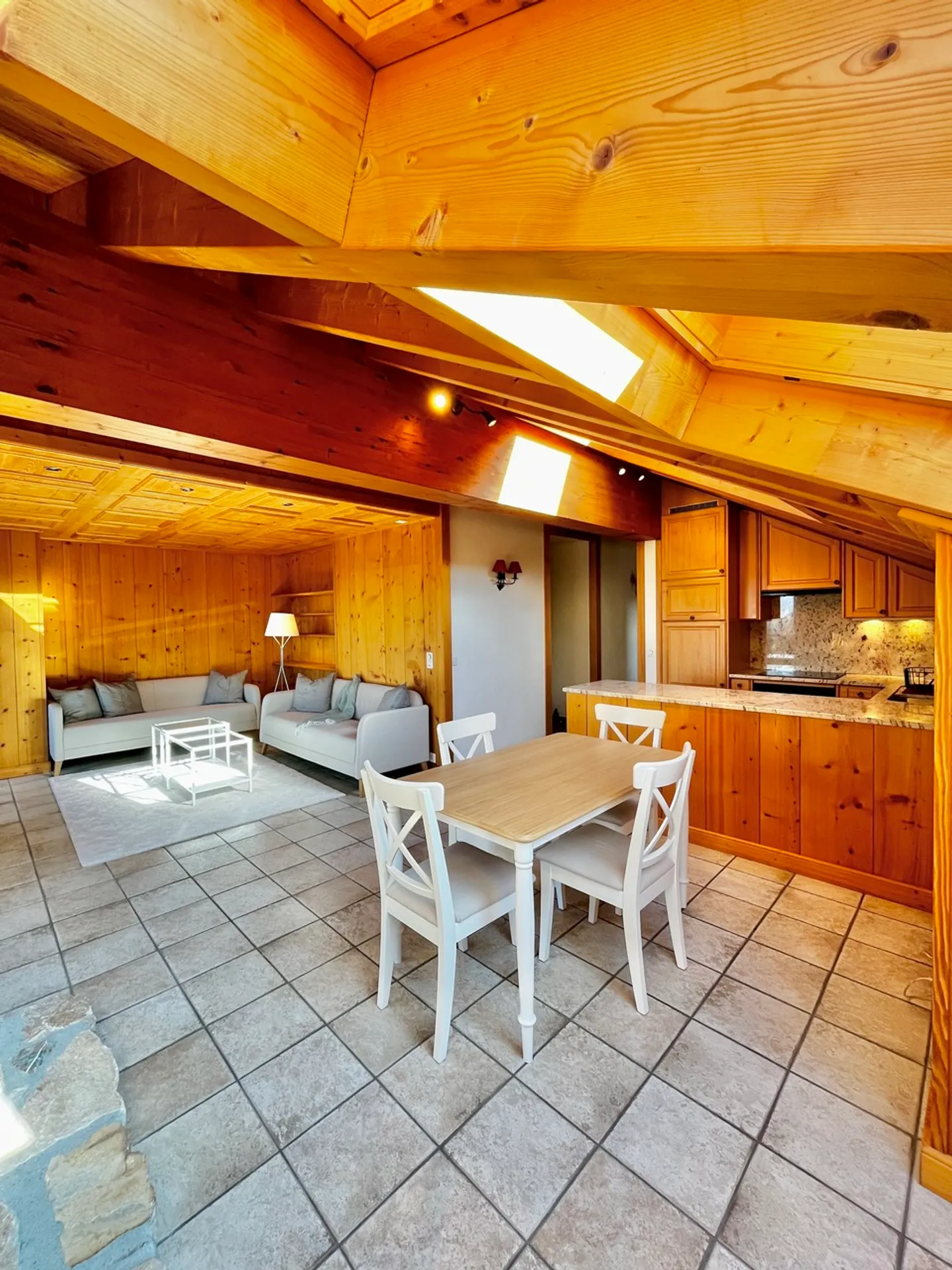 Beautiful 3-room apartment for rent year-round, winter season - Photo 9 of 13