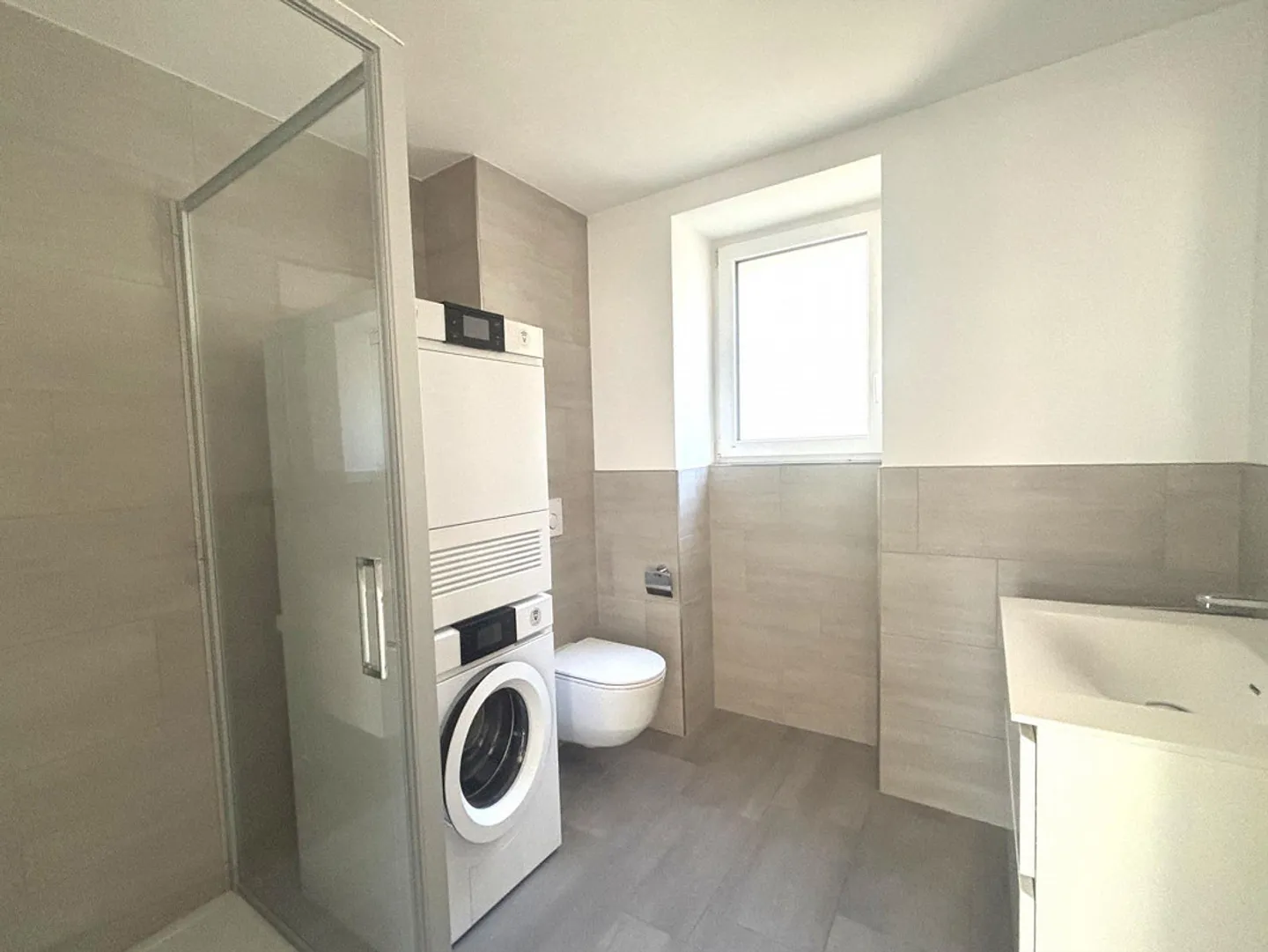 New duplex apartment in a very quiet area - Photo 10 of 12