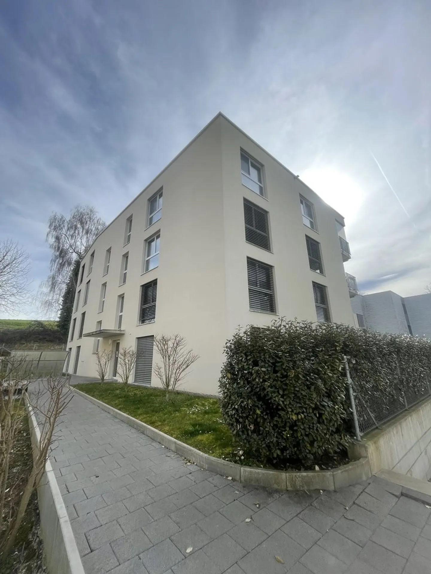 Appartamento 2.5 locali al piano terra a Kerzers - Foto 1 di 6