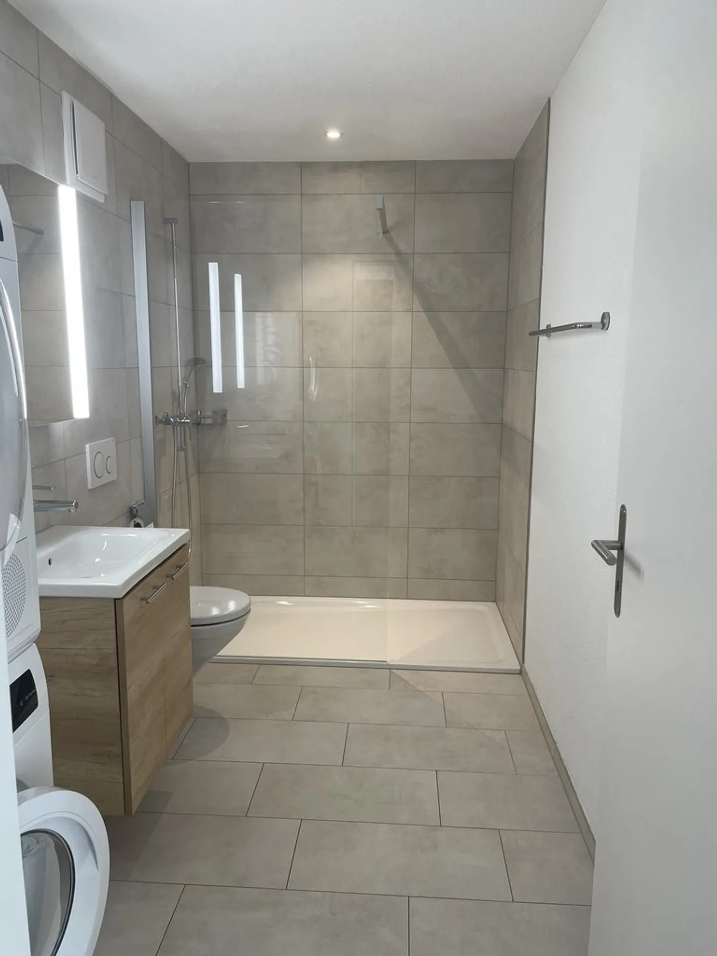 Appartamento 2.5 locali al piano terra a Kerzers - Foto 5 di 6