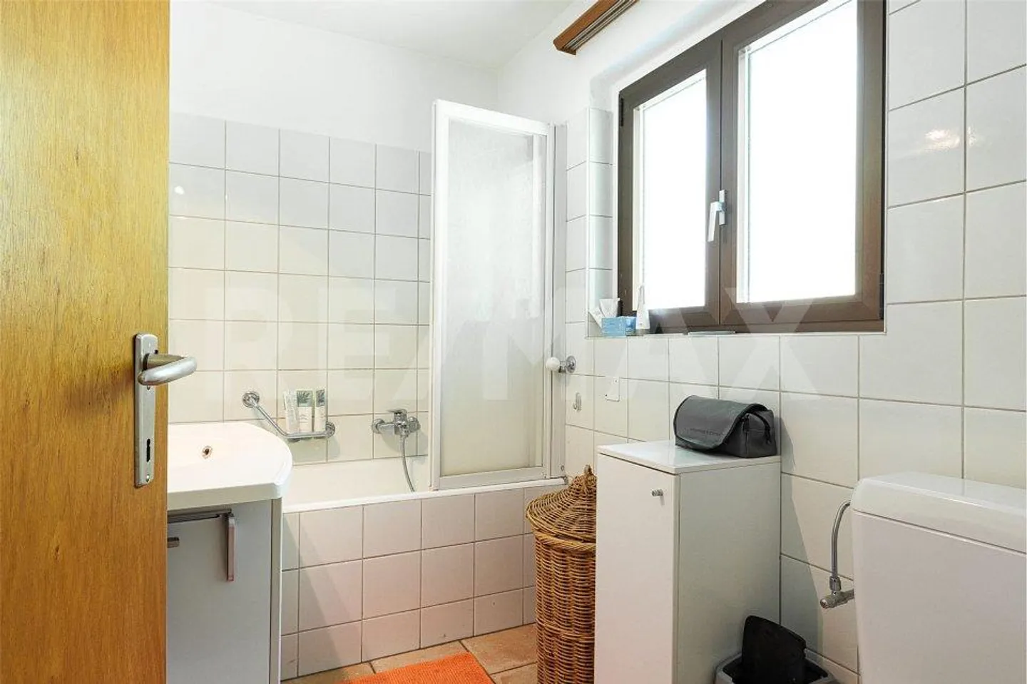 Semi-detached house with a view - Photo 10 of 13