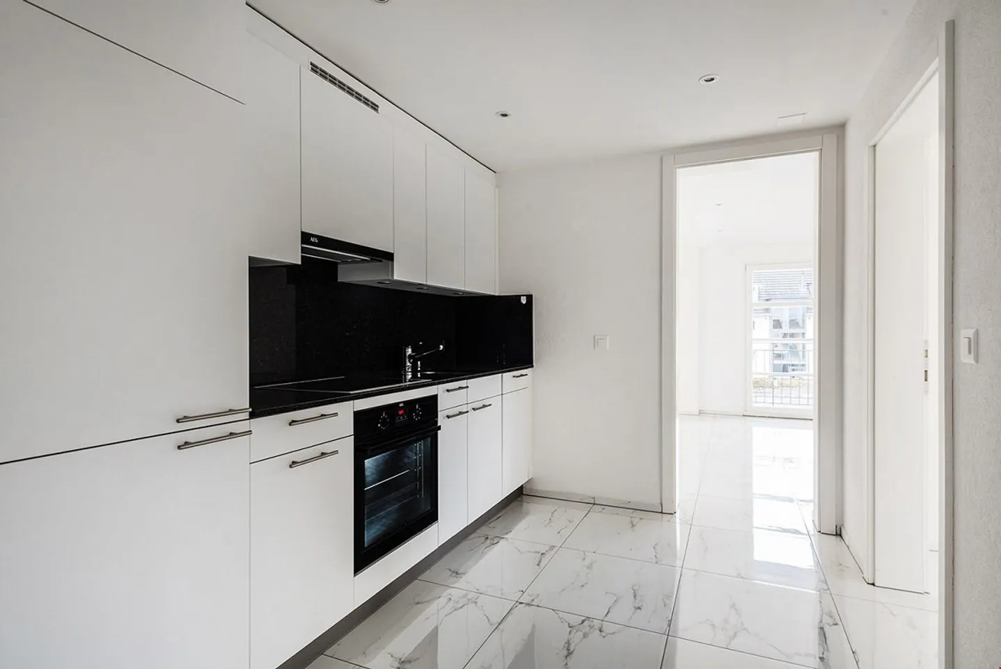 Modern 3.5 Room Apartment - Photo 1 of 8