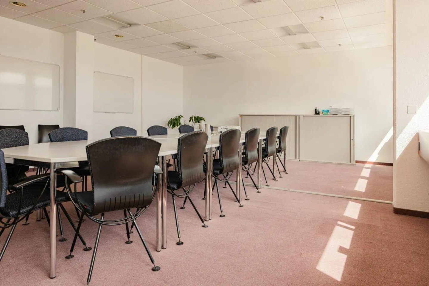 Espaces de bureau attrayants dans le FRAME Altstätten SG de différentes tailles - Photo 8 sur 10